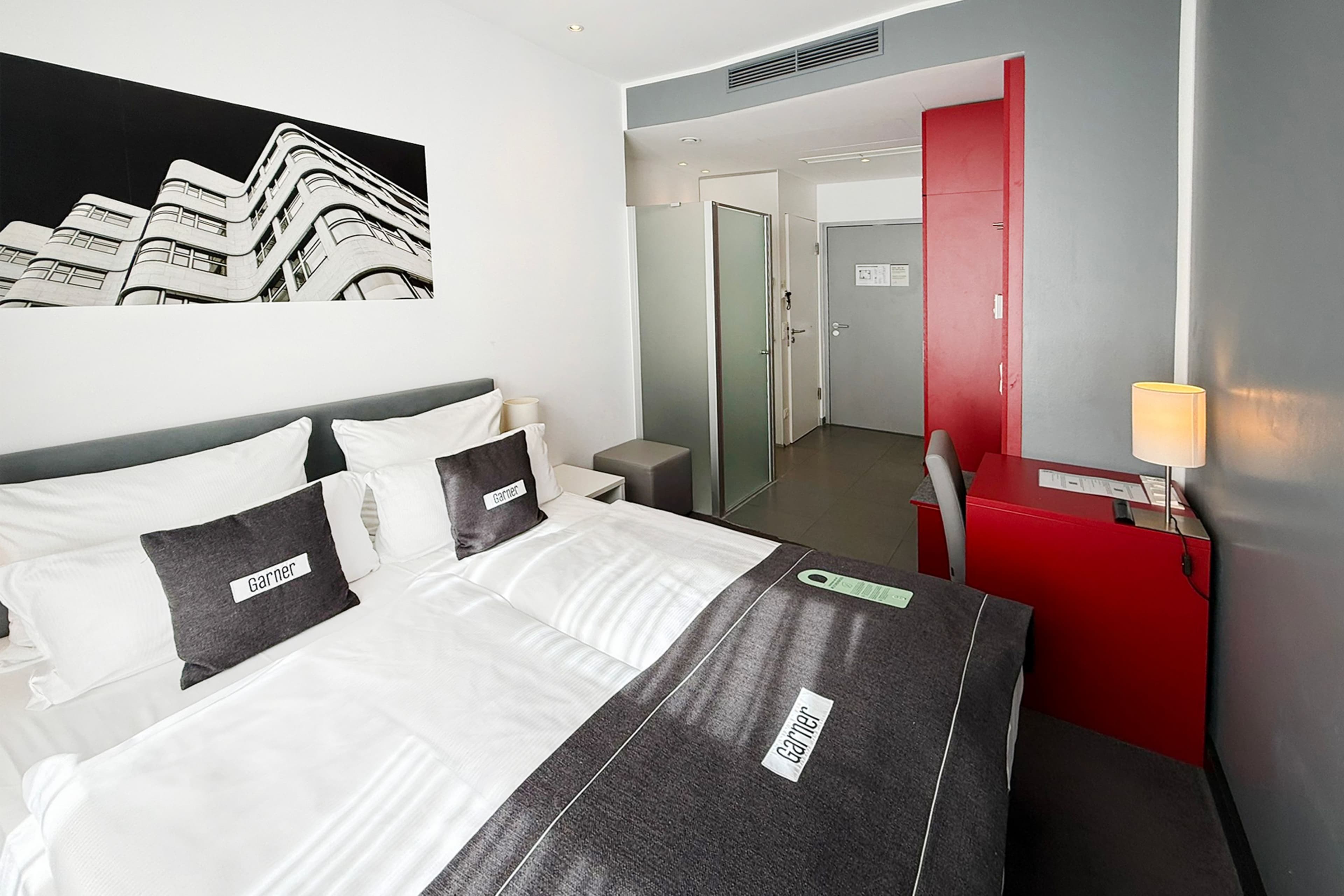 Standard Room - Image 13