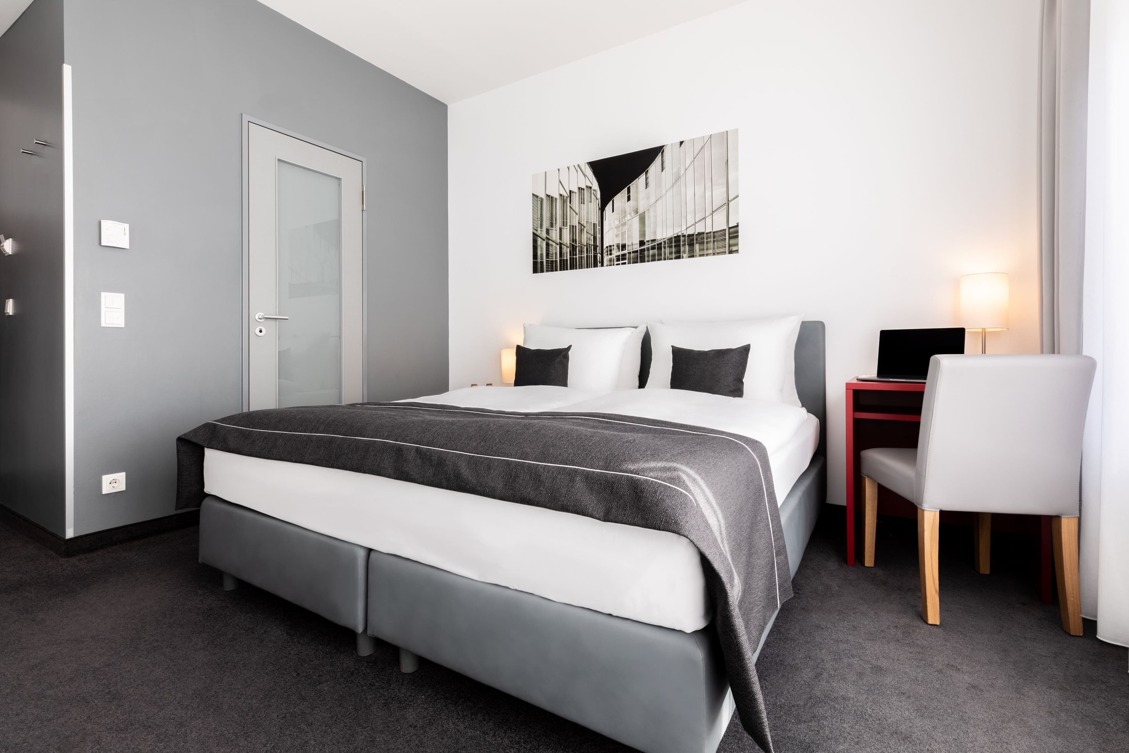 Standard Room - Image 15