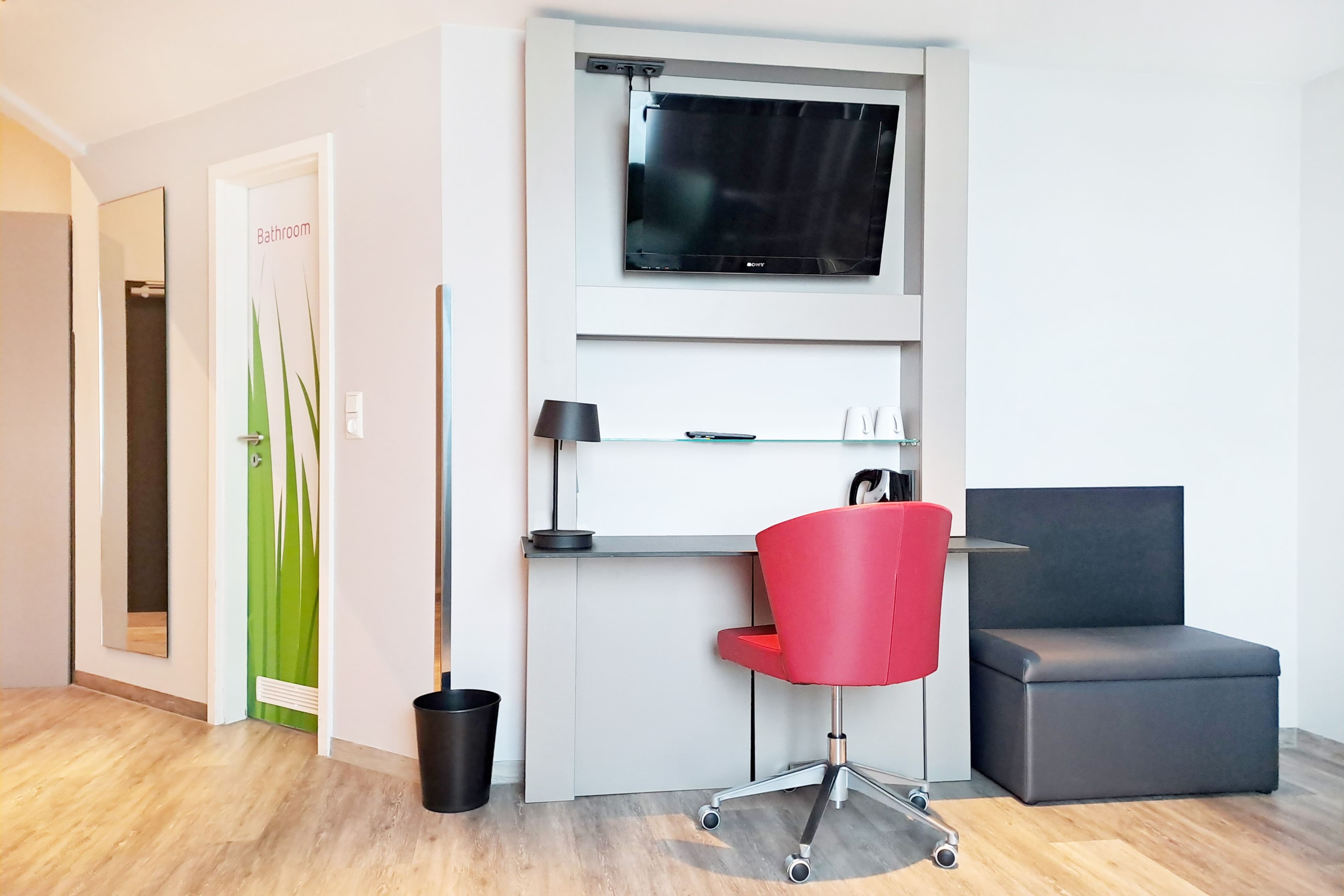 Standard Room - Image 9