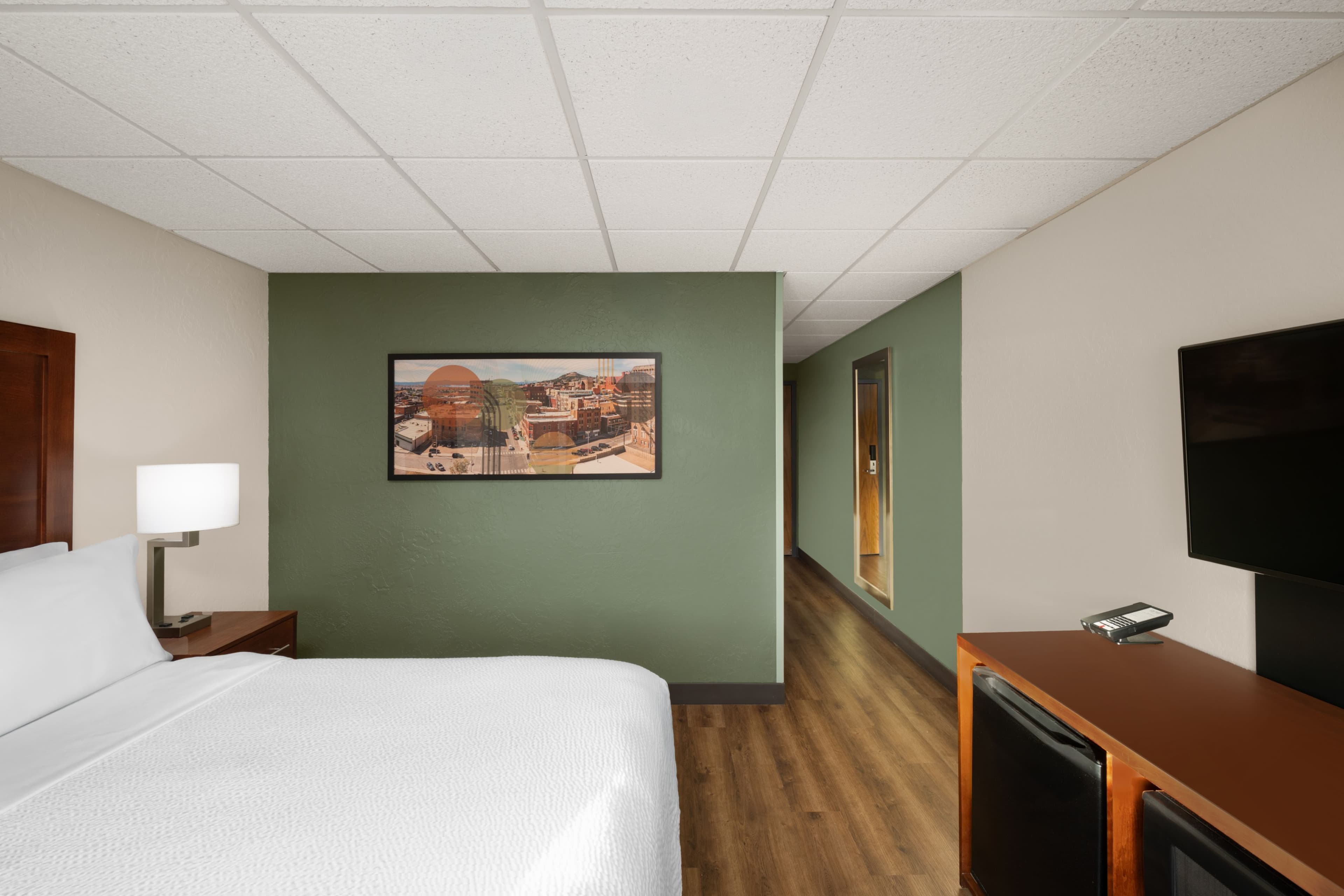 Garner Hotel Butte — 29