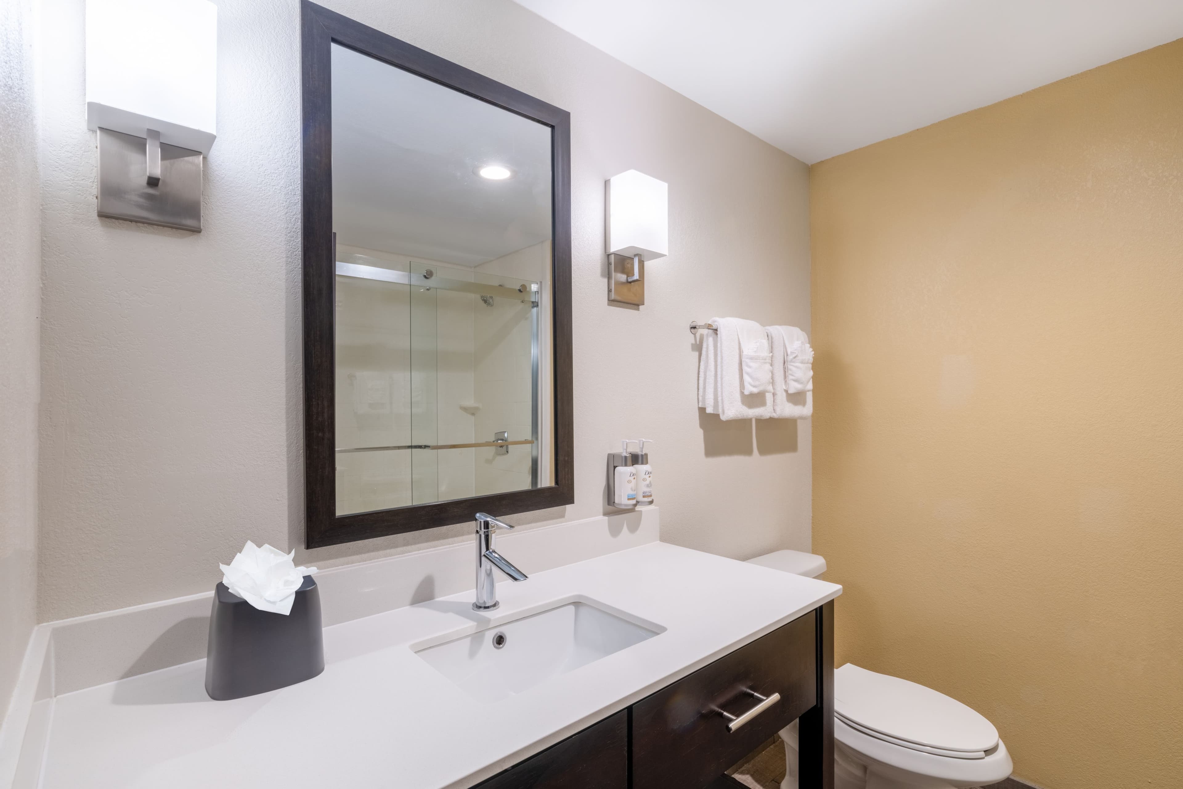 Garner Hotel Clarksville Northeast — 13