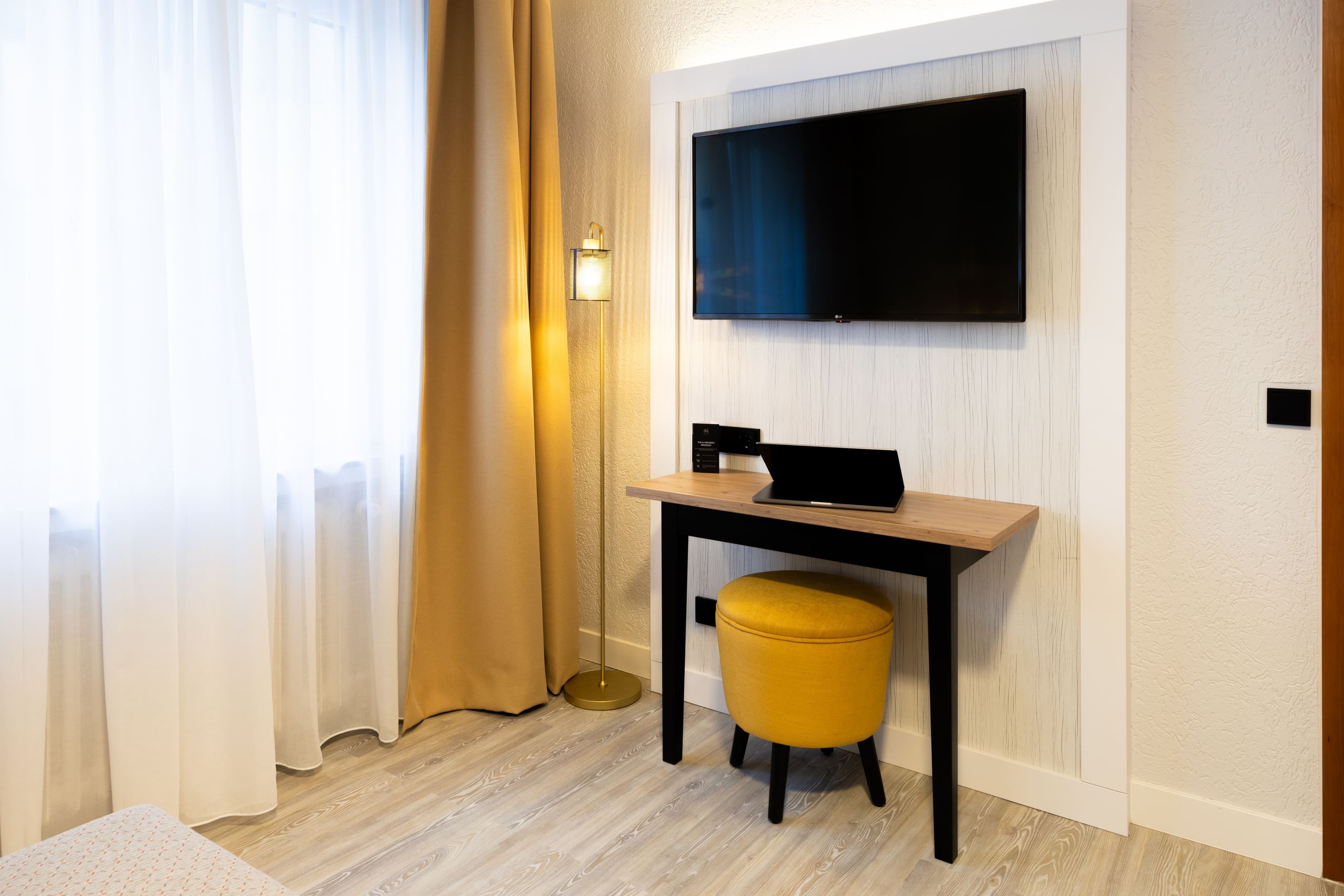 Standard Room - Image 7