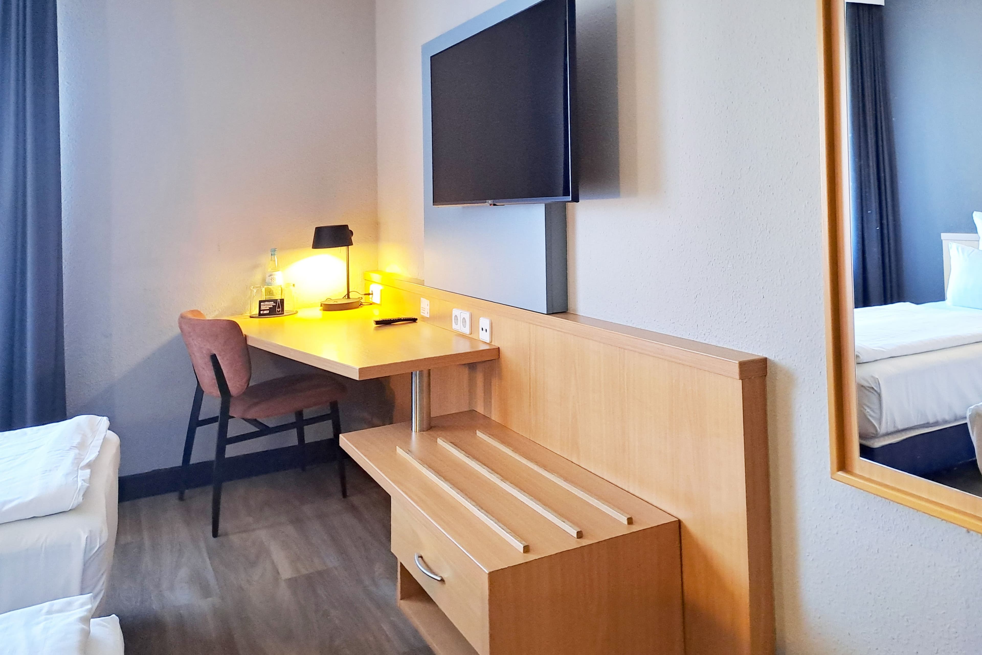 STANDARD ROOM - Image 8
