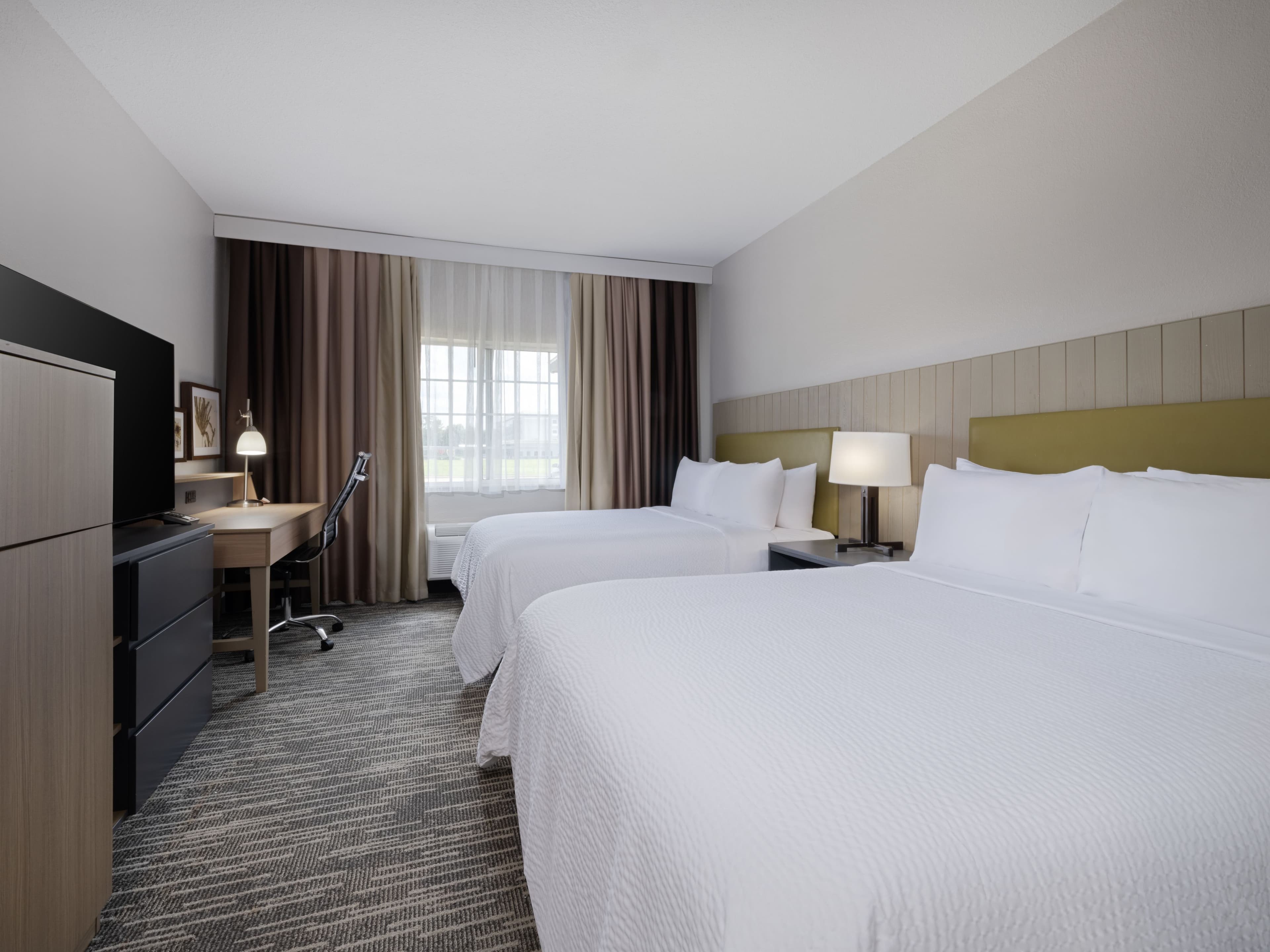 Garner Hotel Decatur - Forsyth — 7