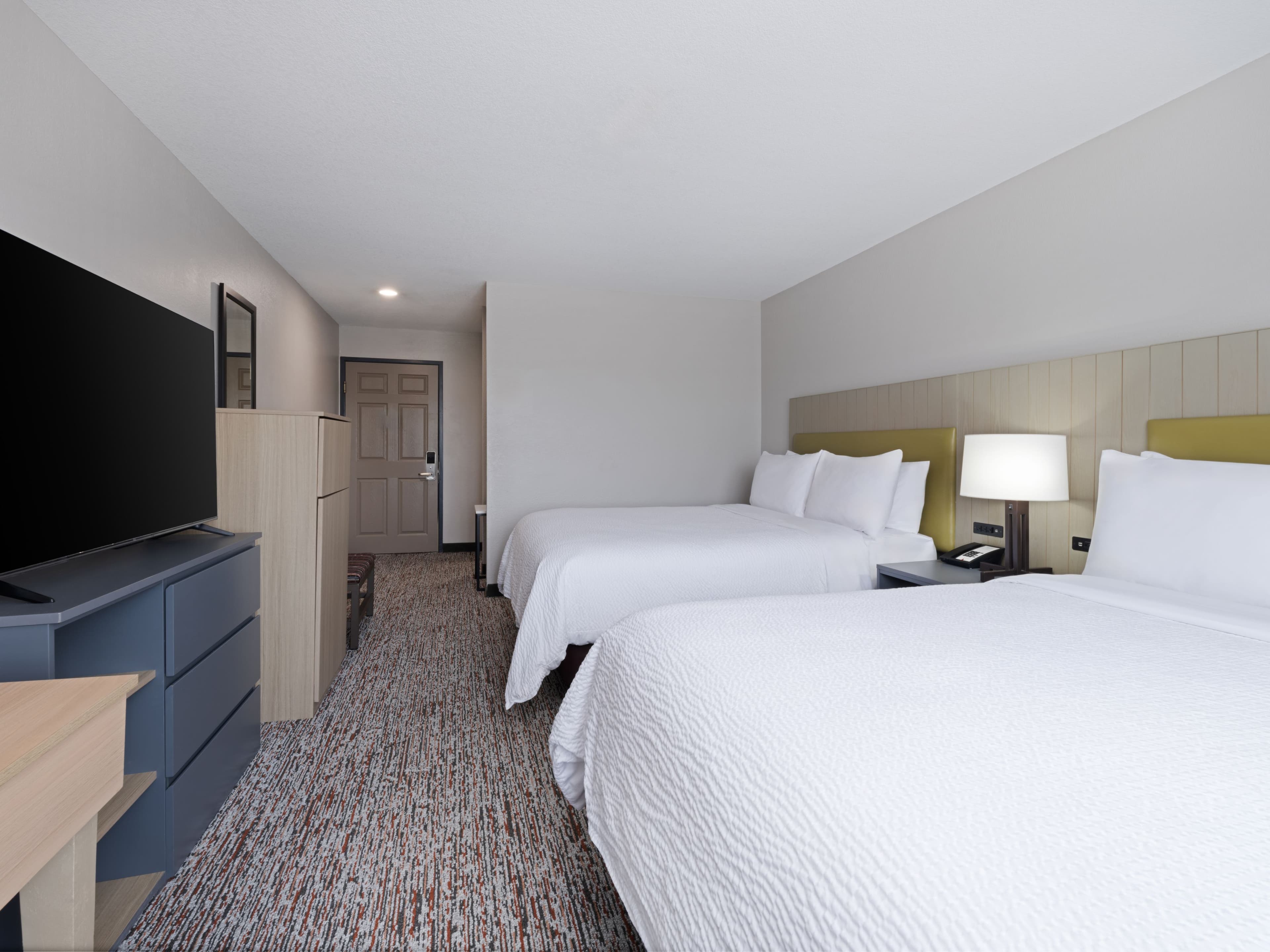 Garner Hotel Decatur - Forsyth — 10