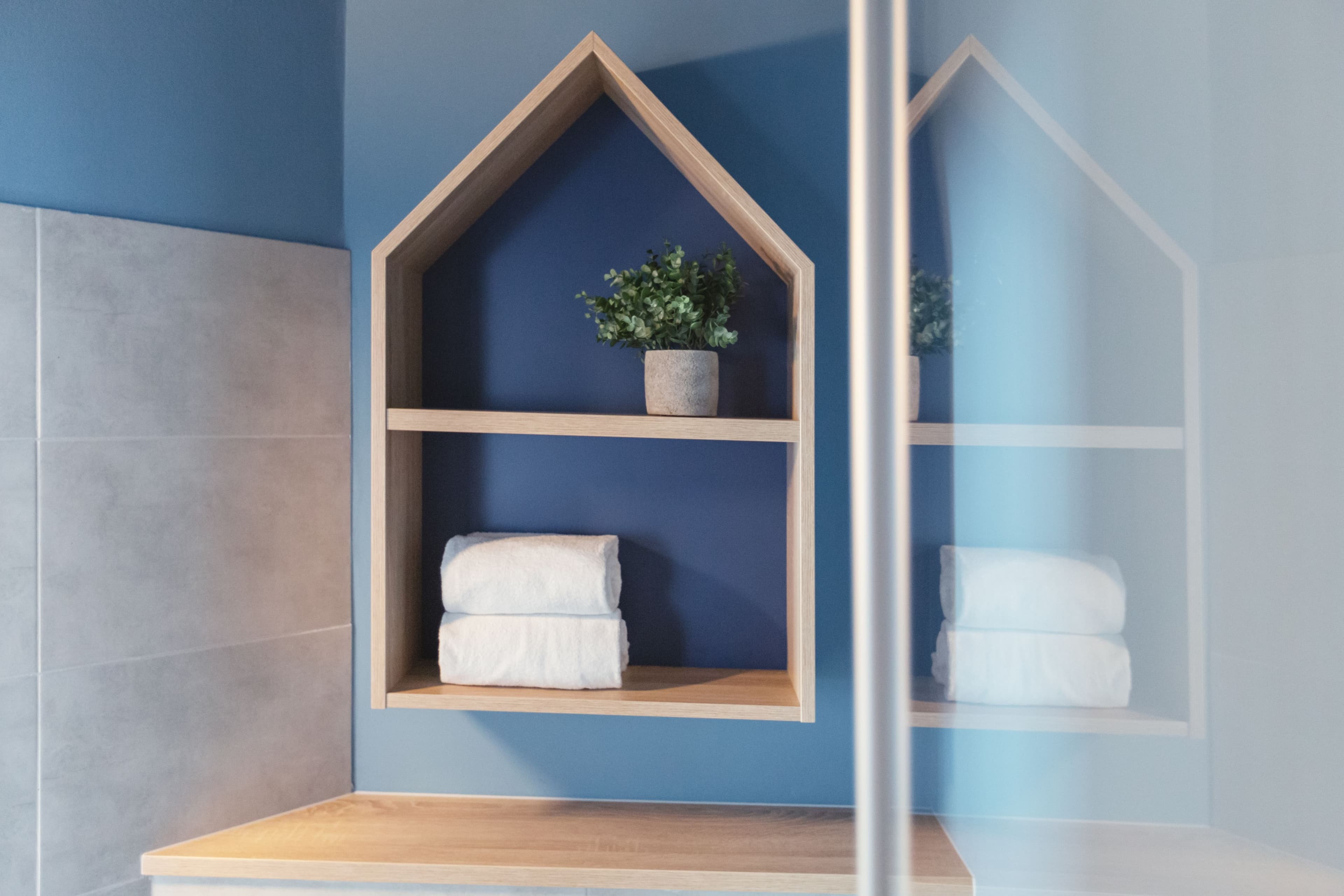 Cosy Room - Image 9