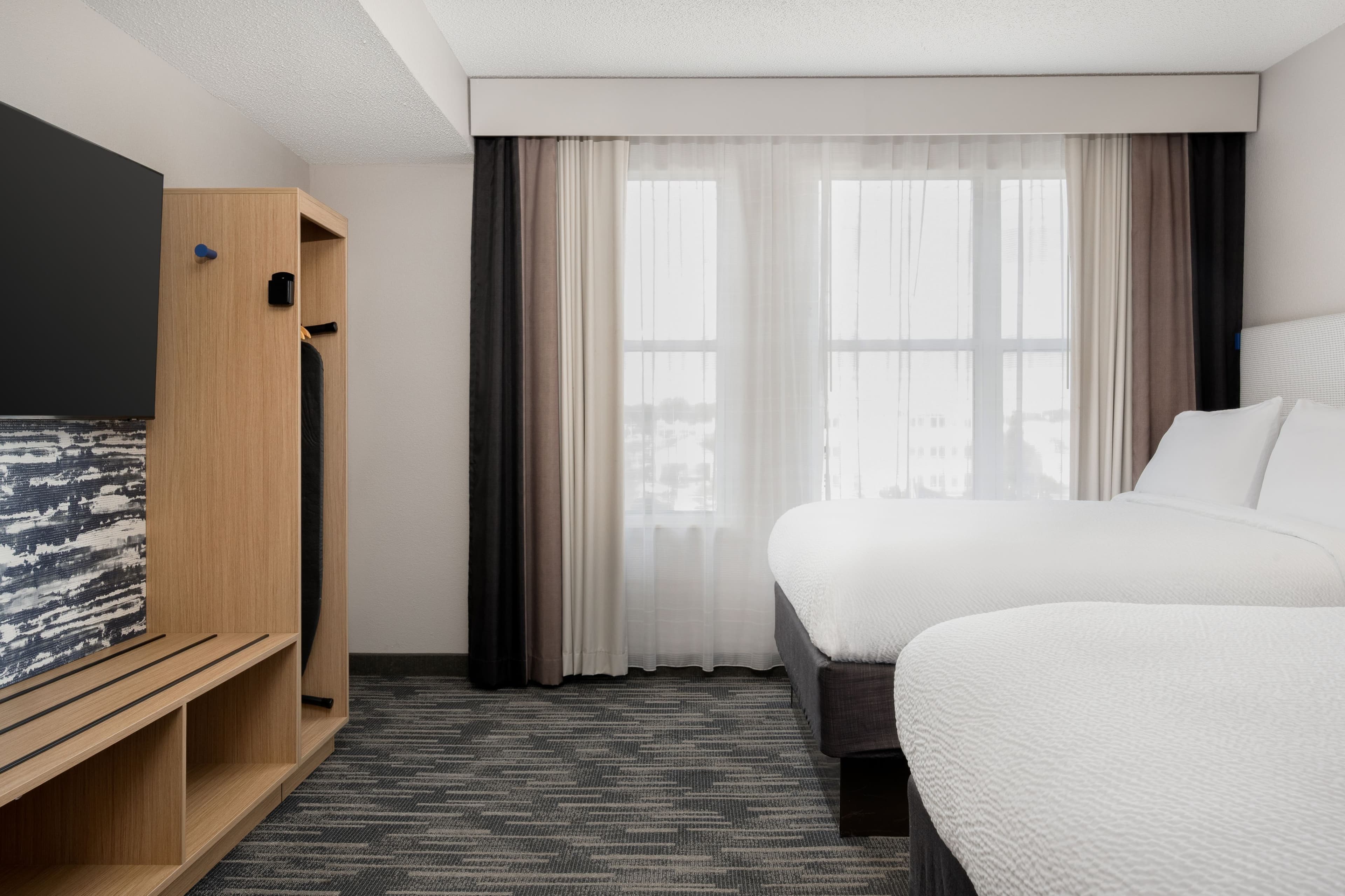 Garner Hotel Evansville East — 23