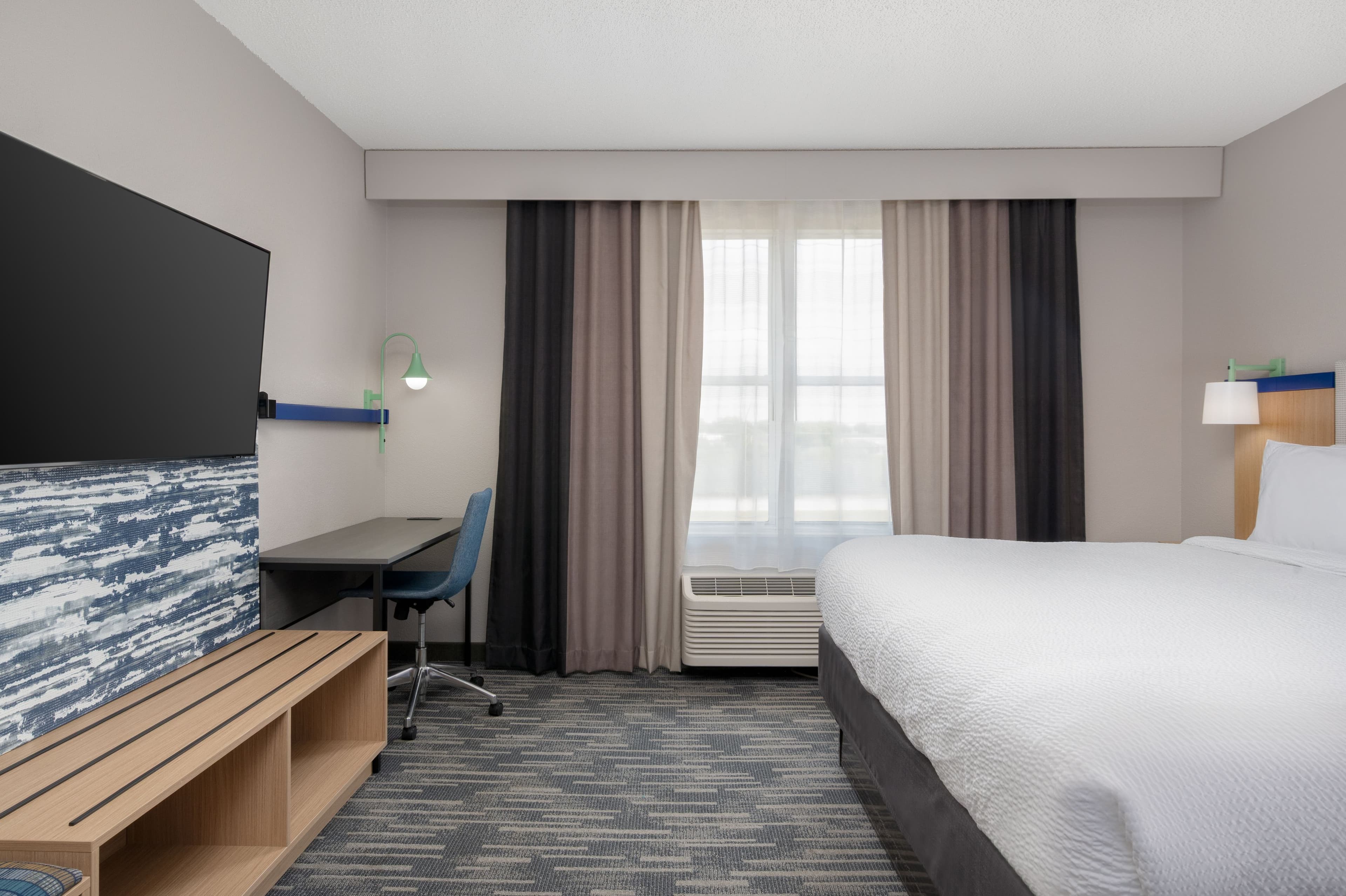 Garner Hotel Evansville East — 6