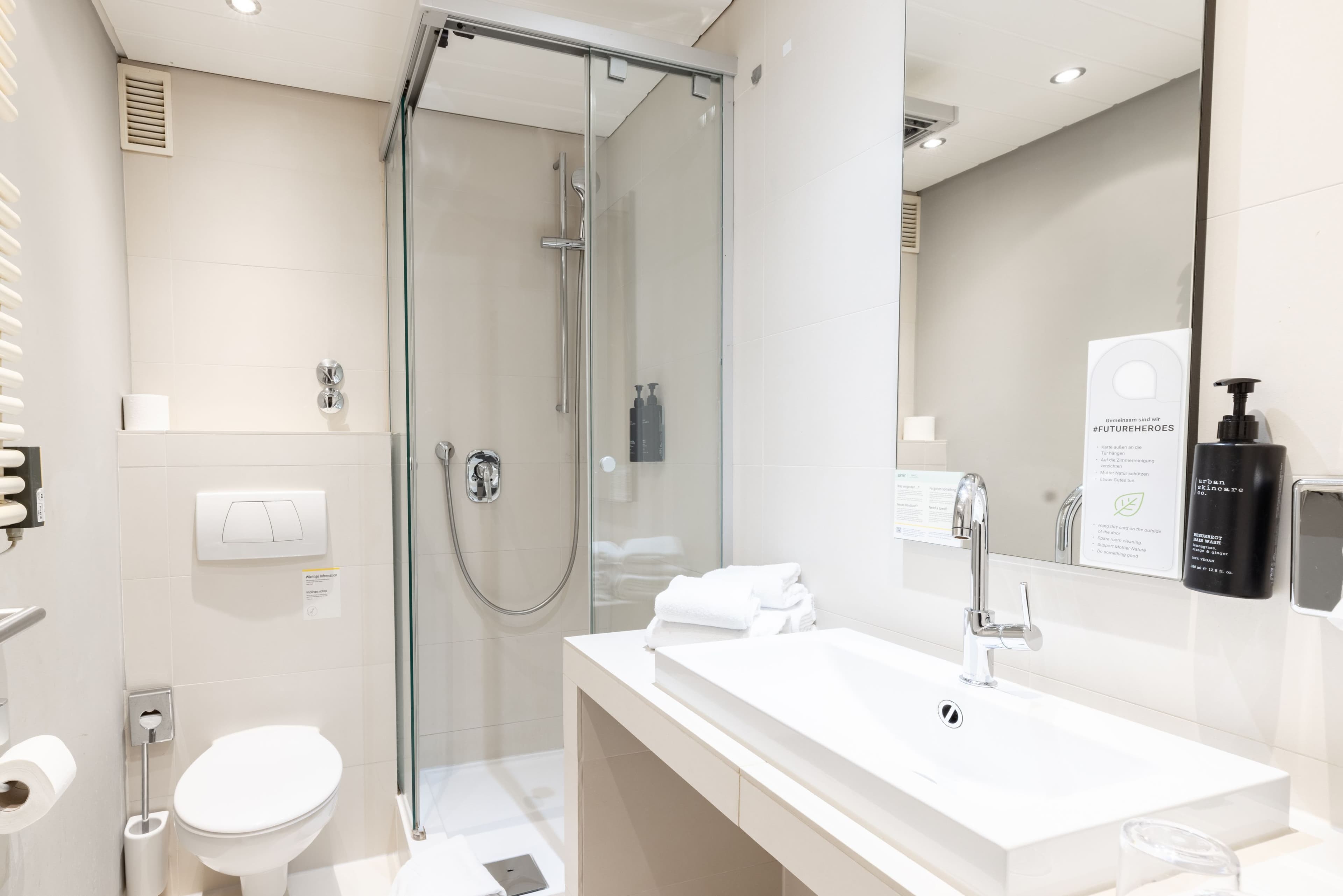 Garner Hotel Friedrichshafen — 8
