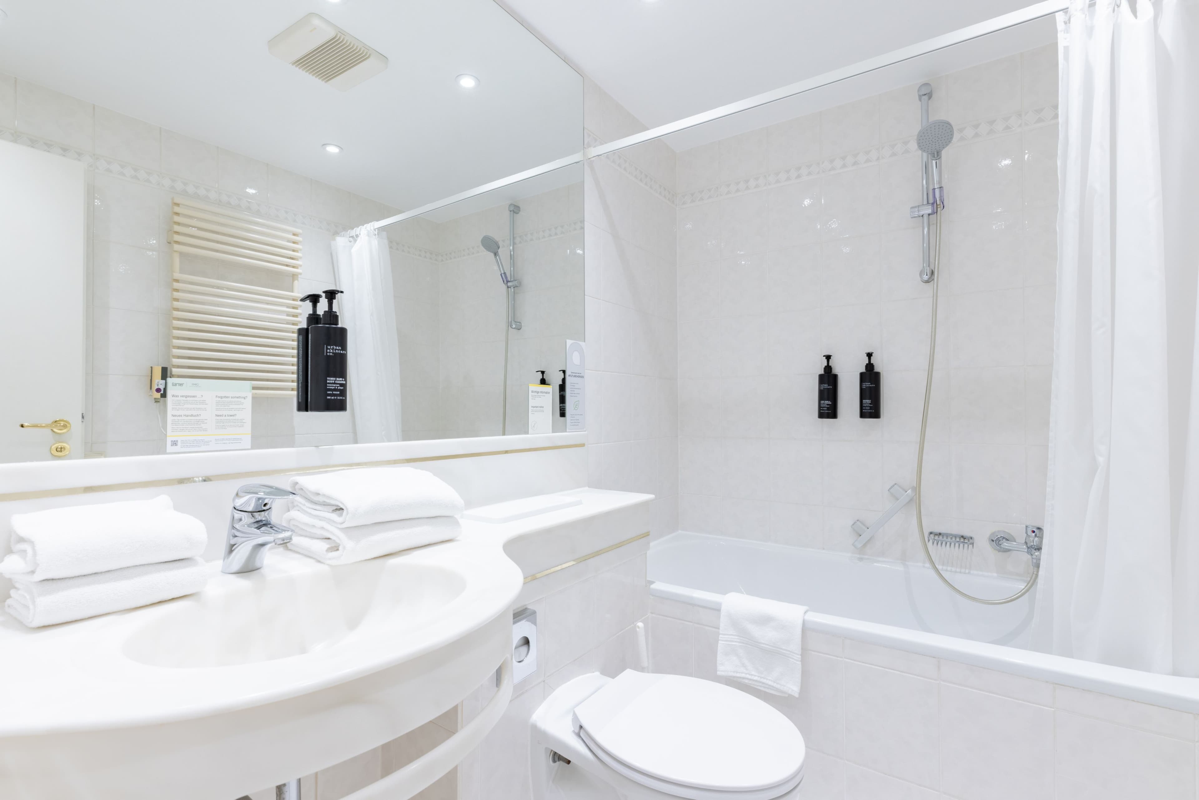 Garner Hotel Friedrichshafen — 7