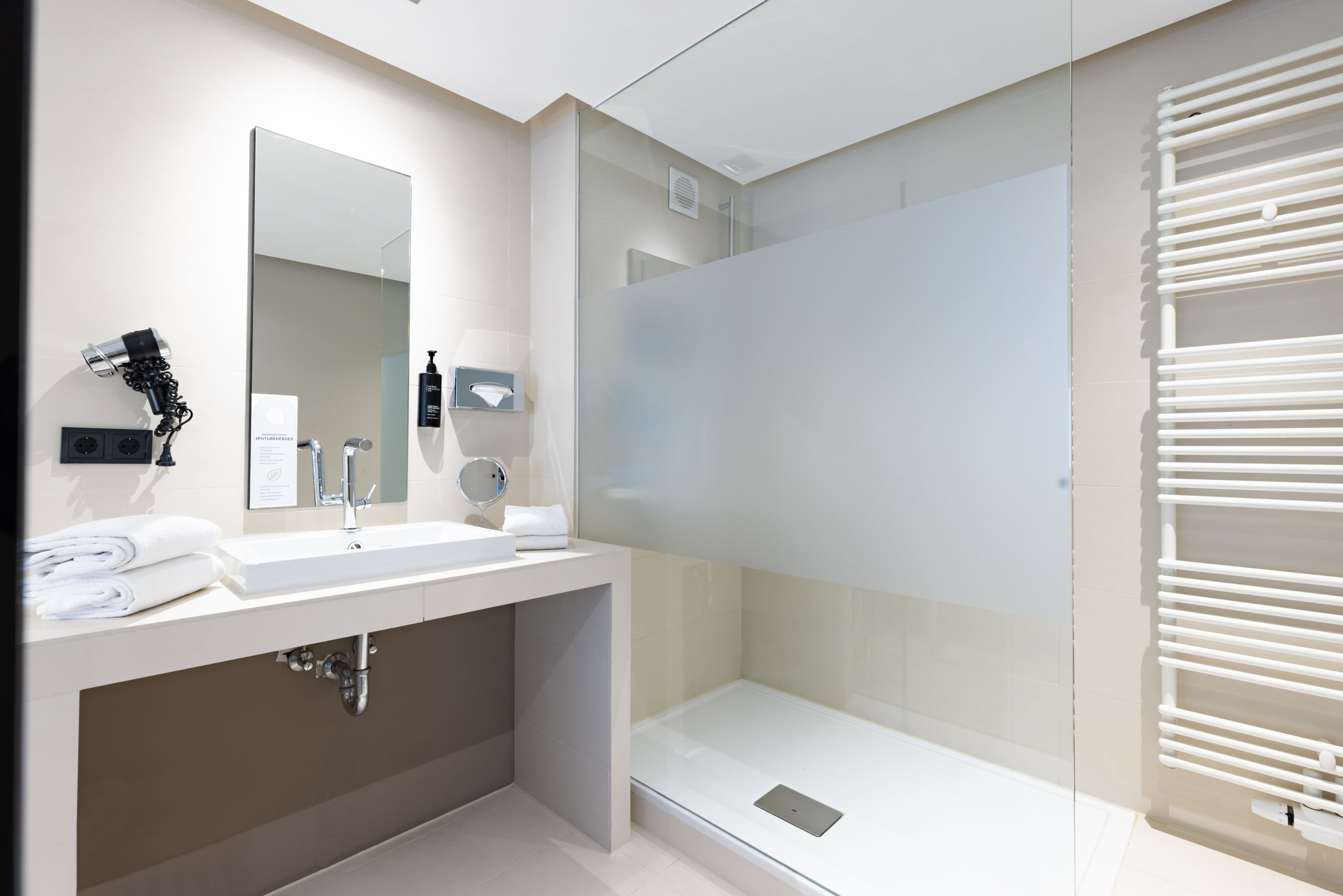 Garner Hotel Friedrichshafen — 11