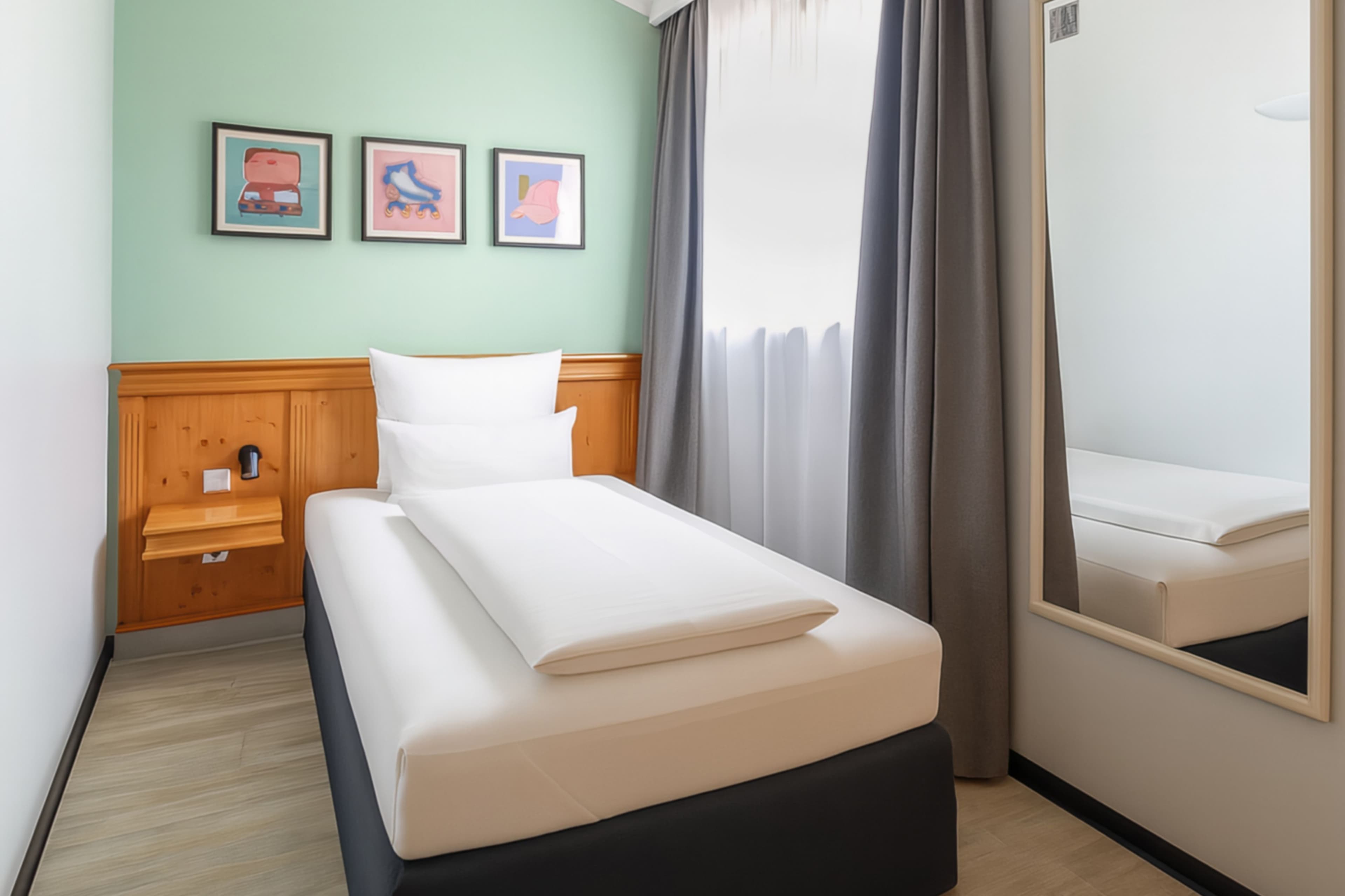 Garner Hotel Munich - Messe — 7