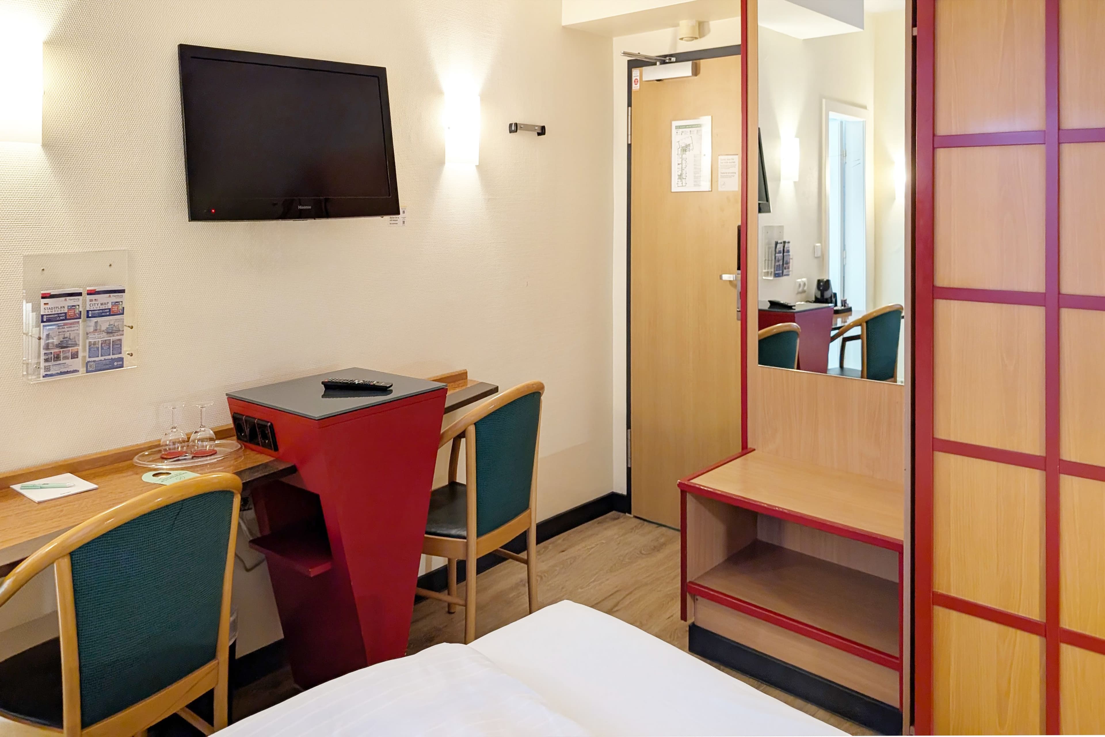 Garner Hotel Hamburg - Wandsbek Marktplatz — 20