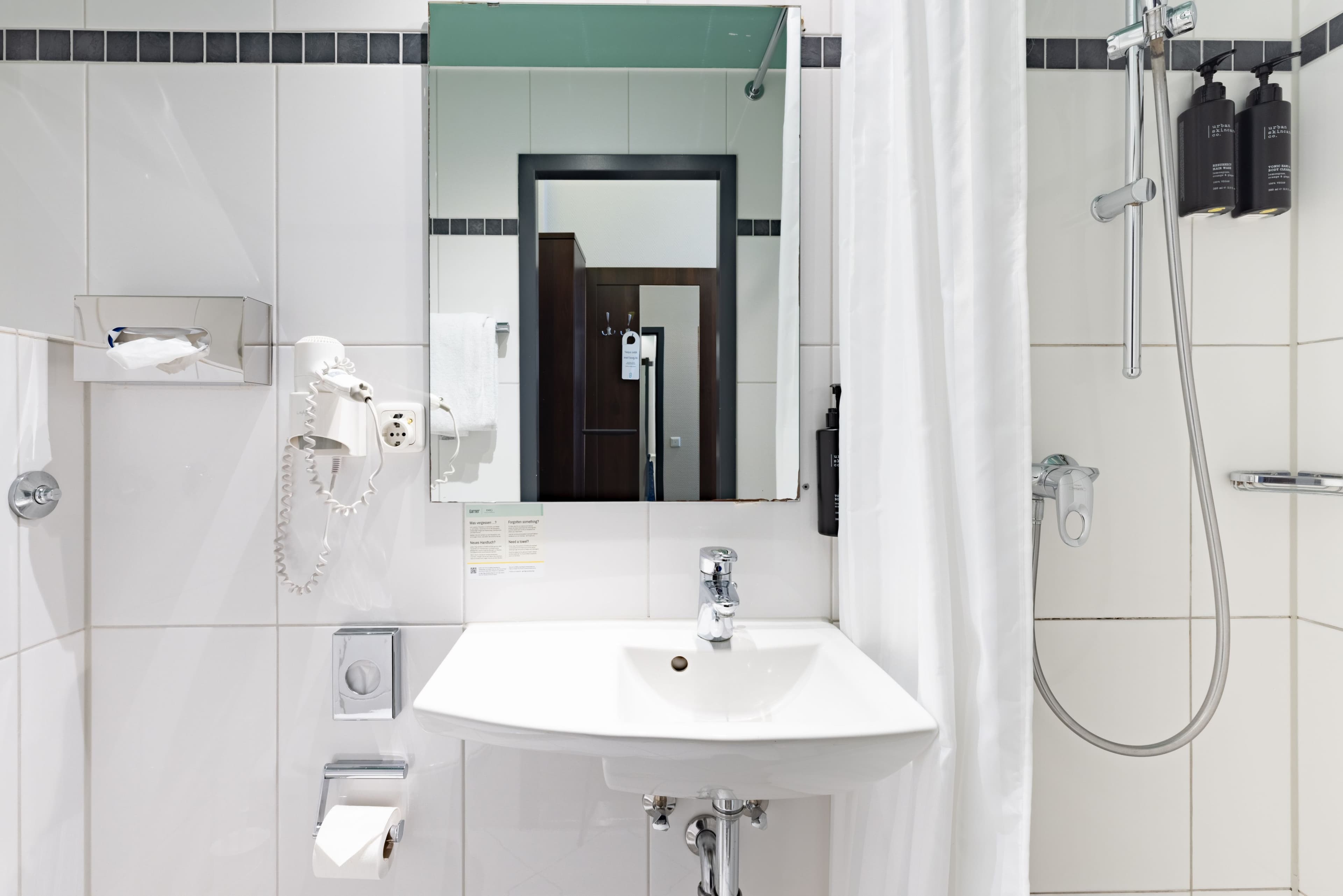 Garner Hotel Hamburg - Graf Moltke — 17