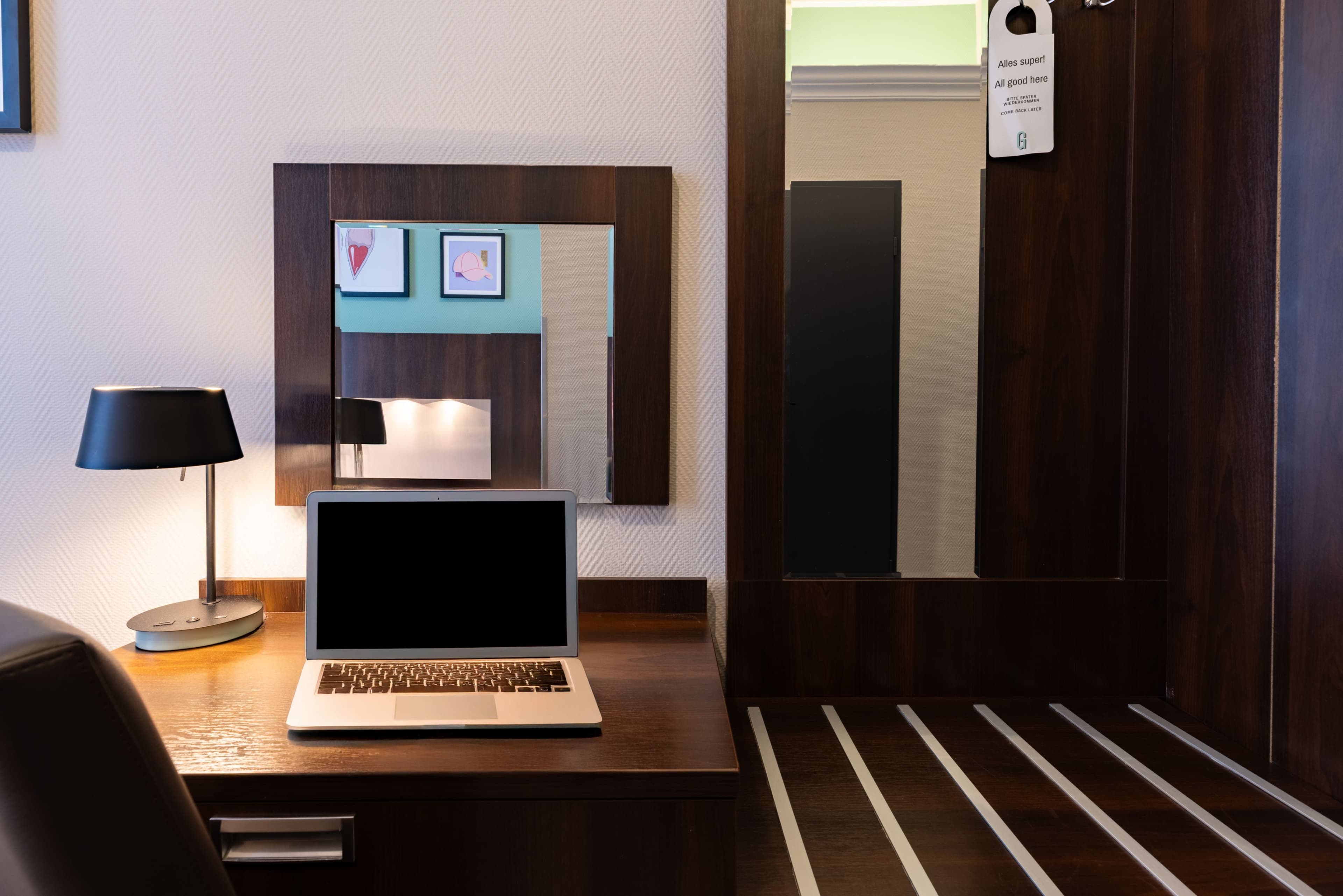 Garner Hotel Hamburg - Graf Moltke — 4