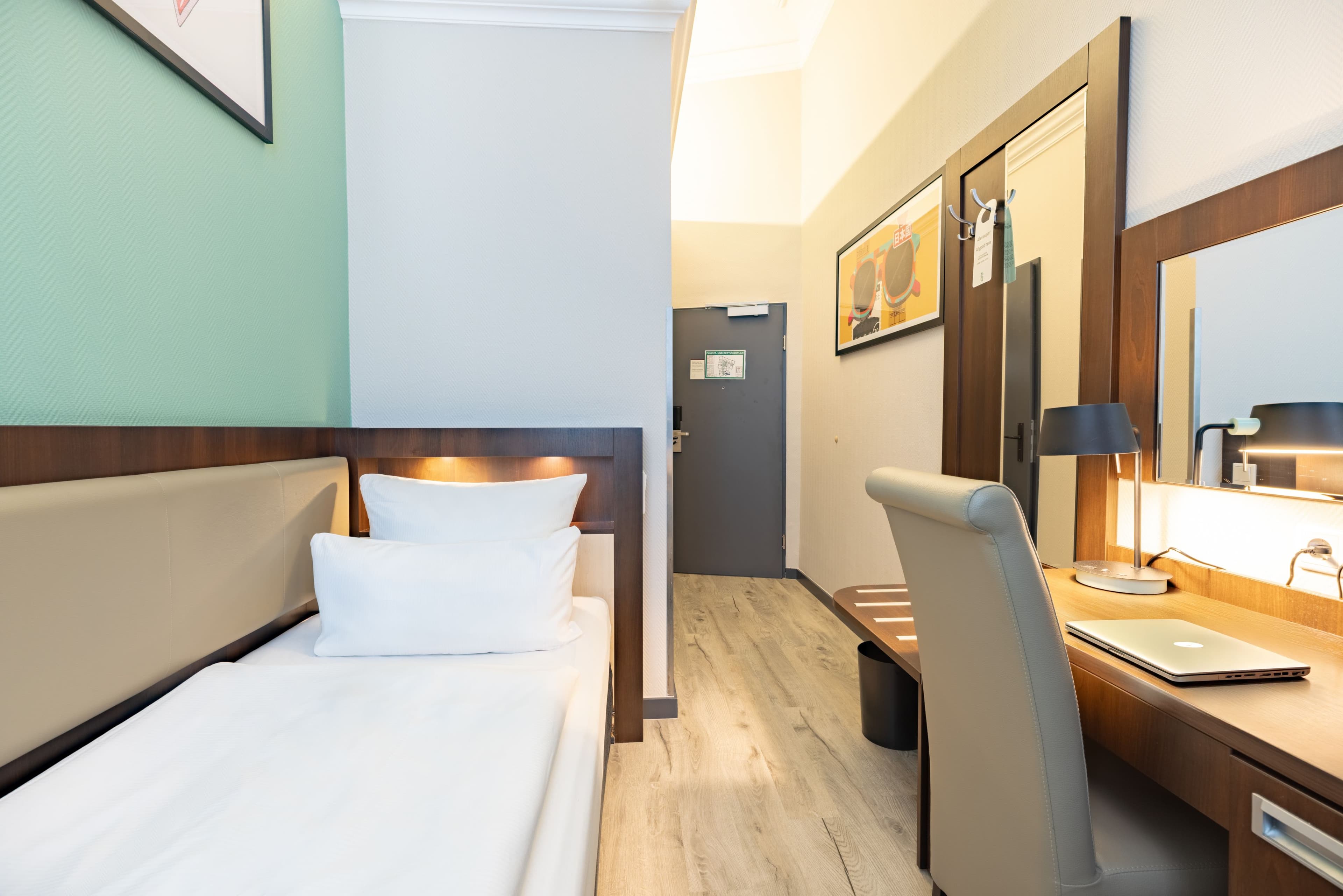 Garner Hotel Hamburg - Graf Moltke — 26