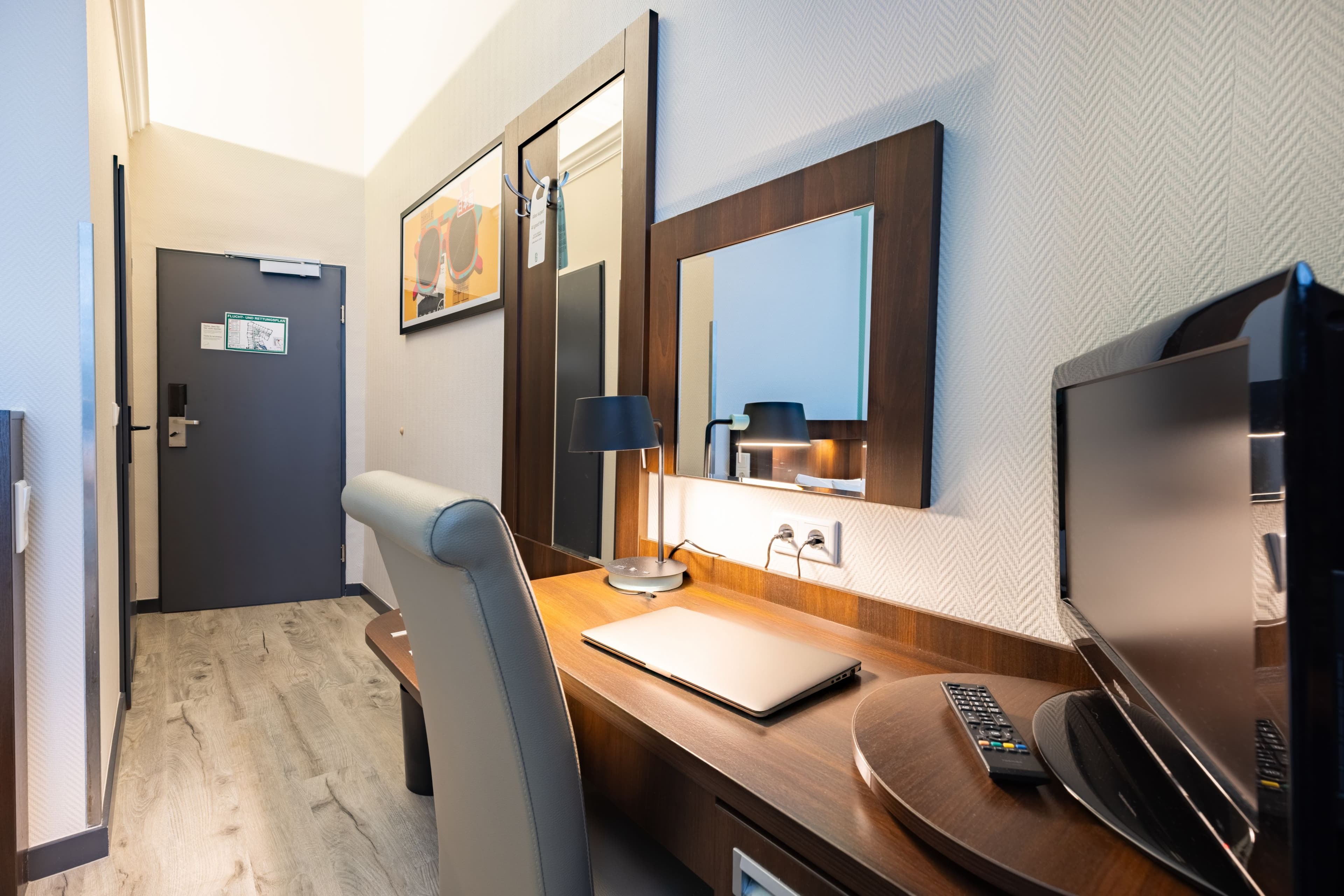Garner Hotel Hamburg - Graf Moltke — 27