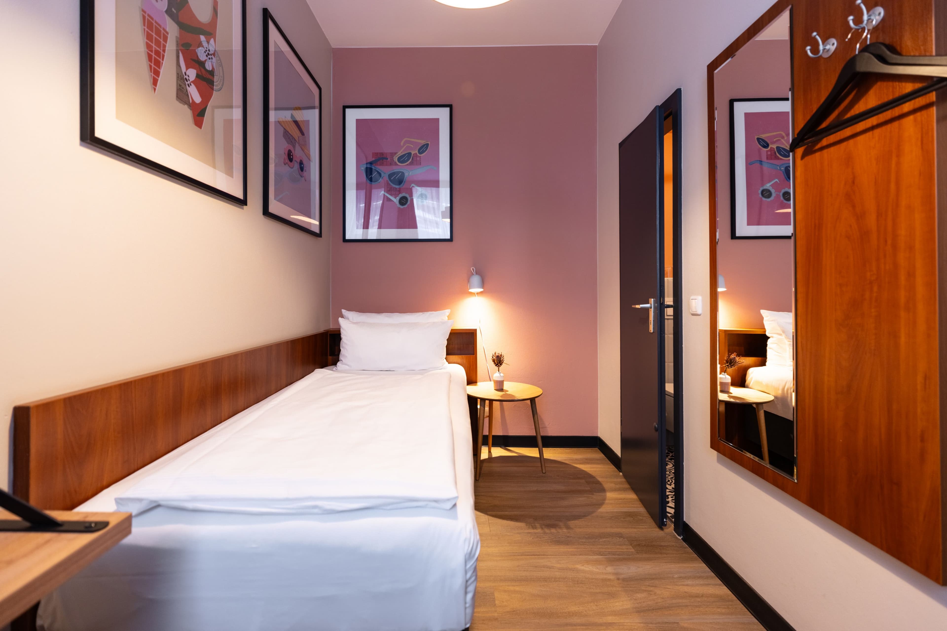 Garner Hotel Hamburg - St. Georg — 37