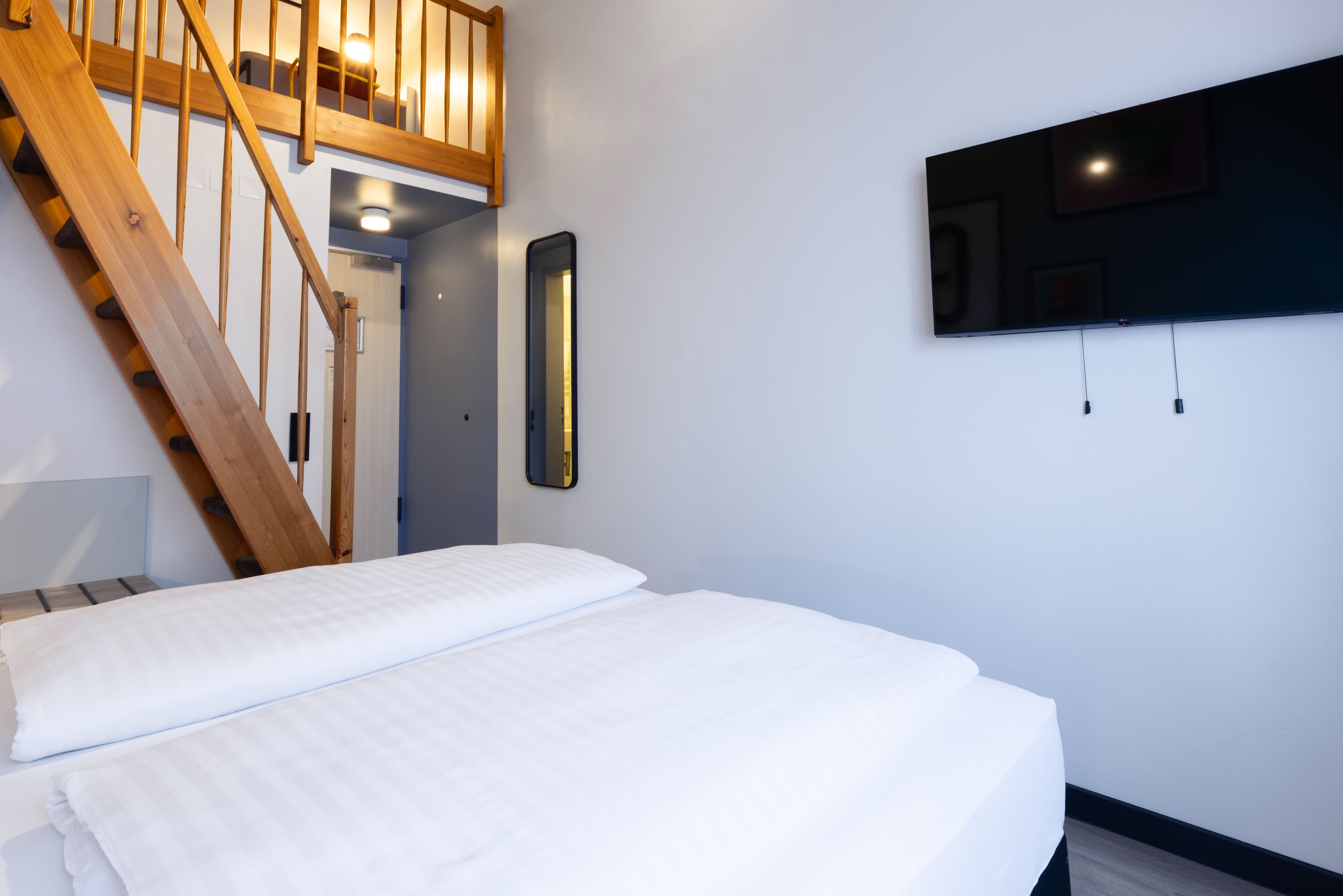Standard Room - Image 11
