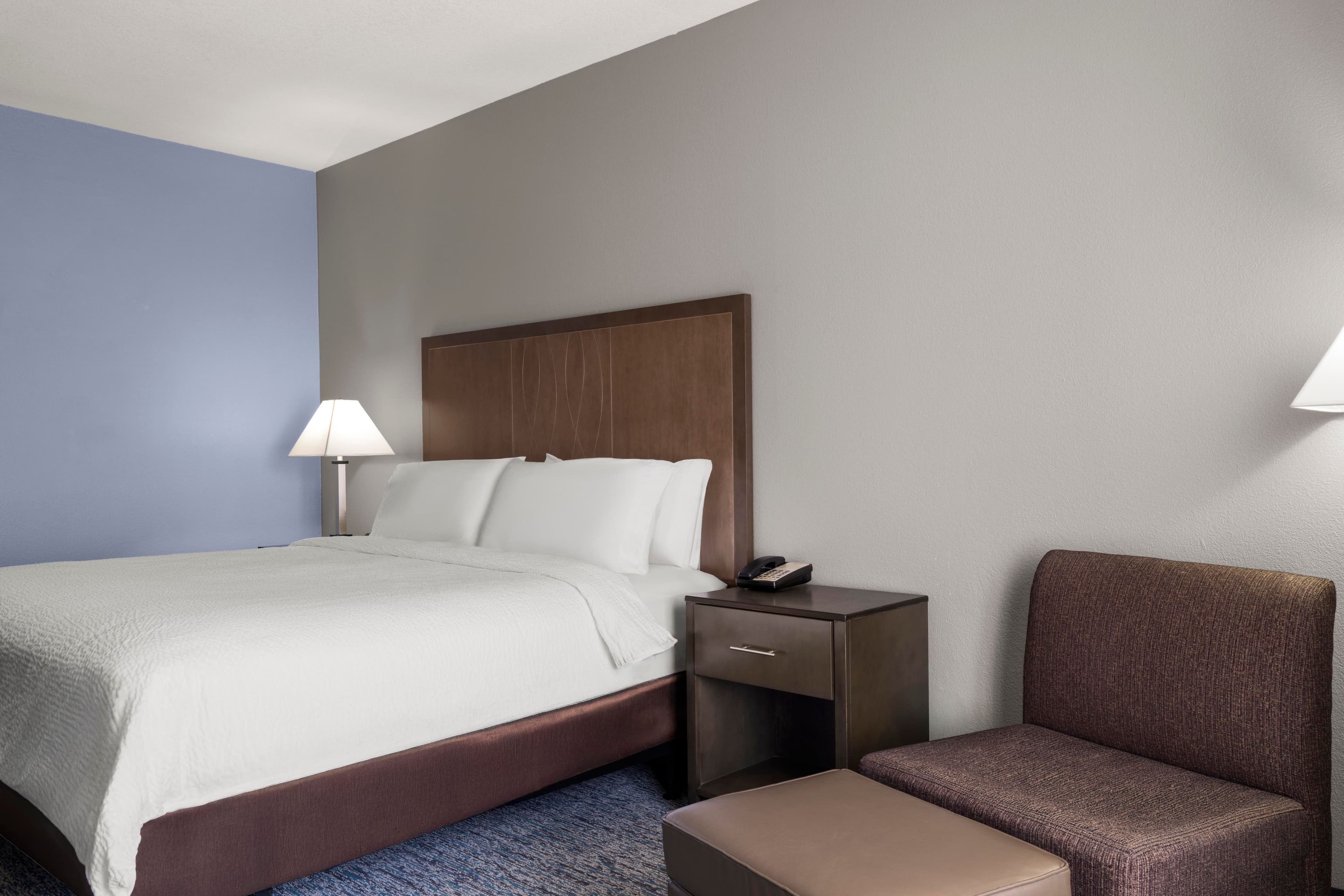 Garner Hotel Liberal North — 11