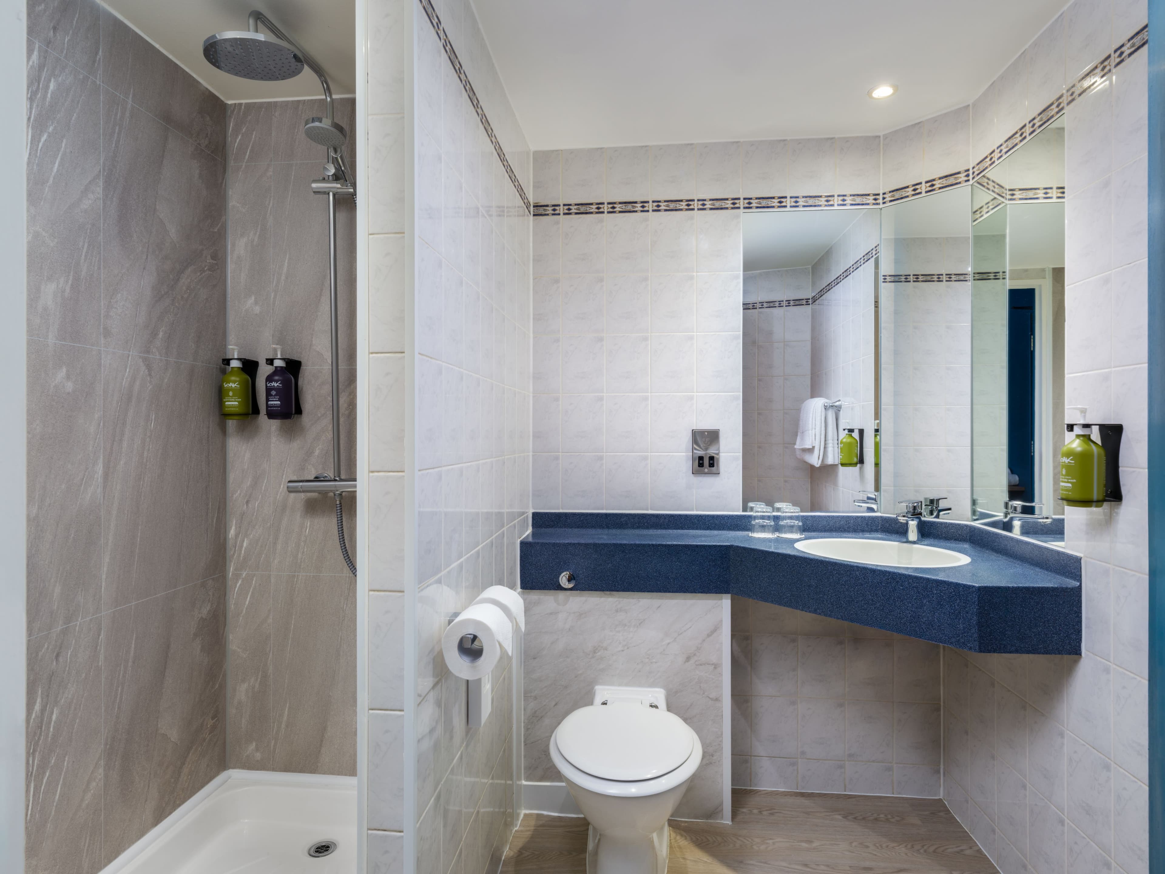 Standard Room - Image 5