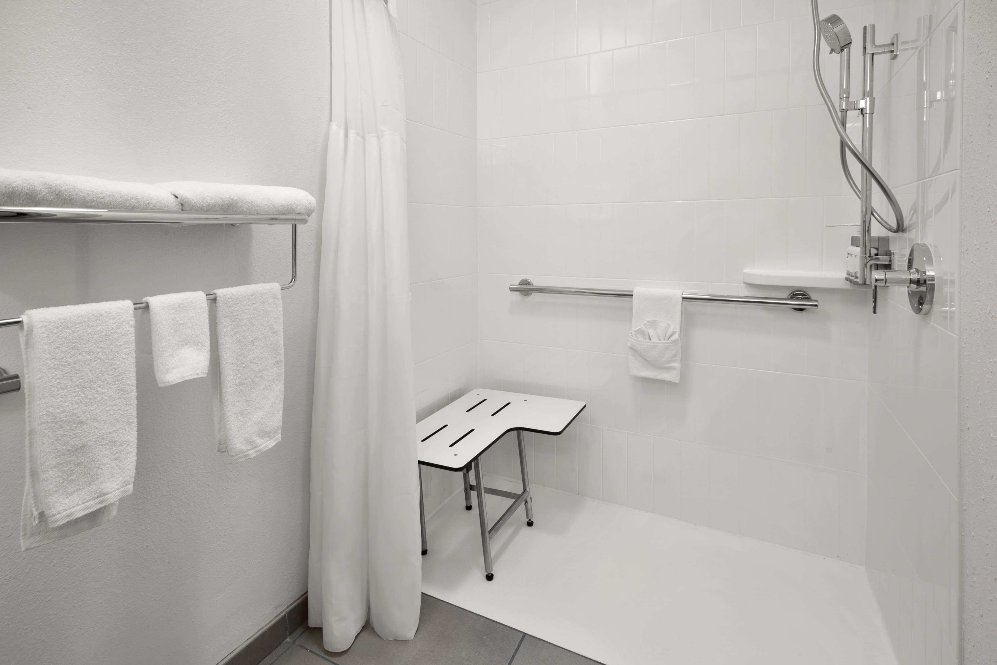 Garner Hotel Lincoln North — 23