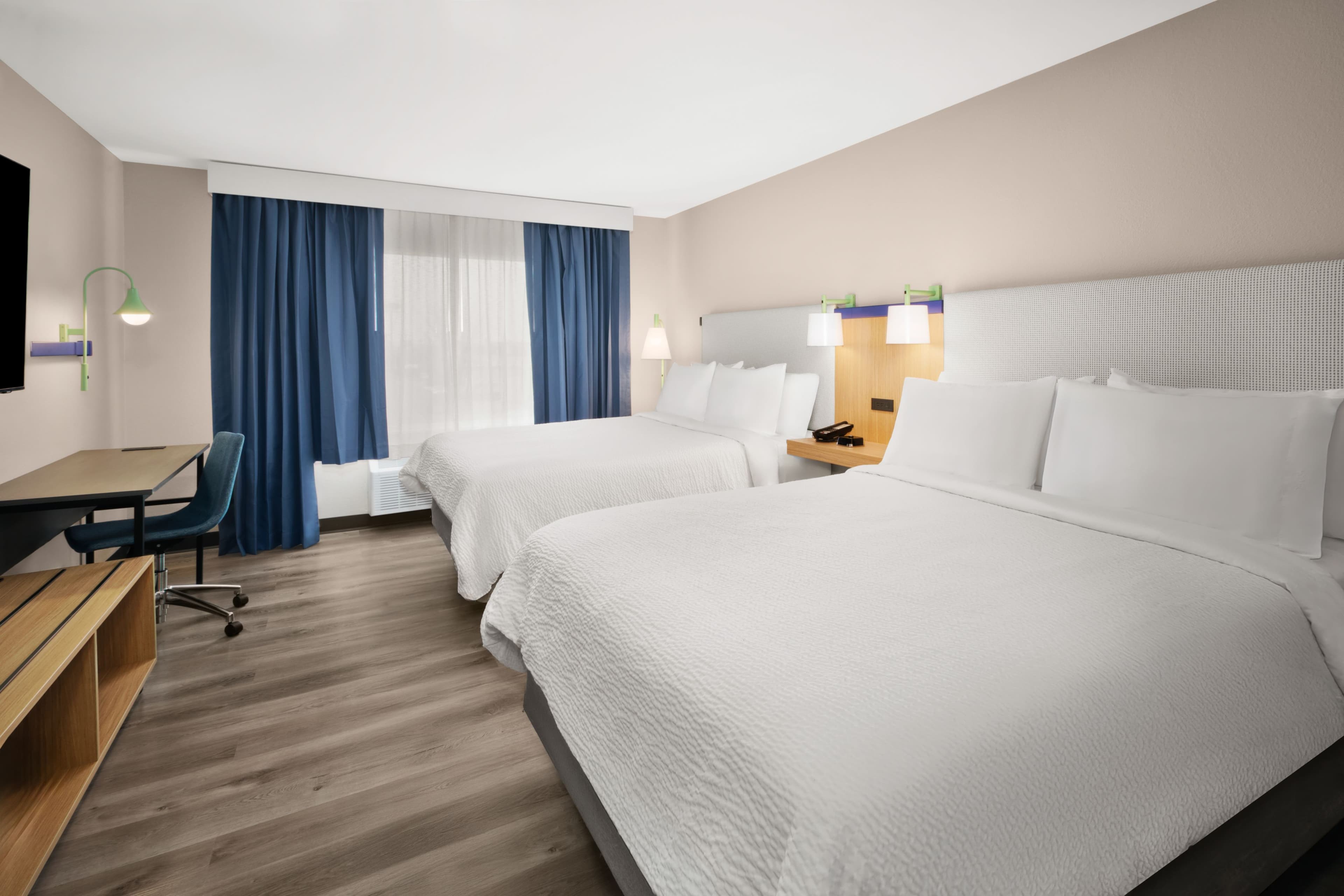 Garner Hotel Lincoln North — 33