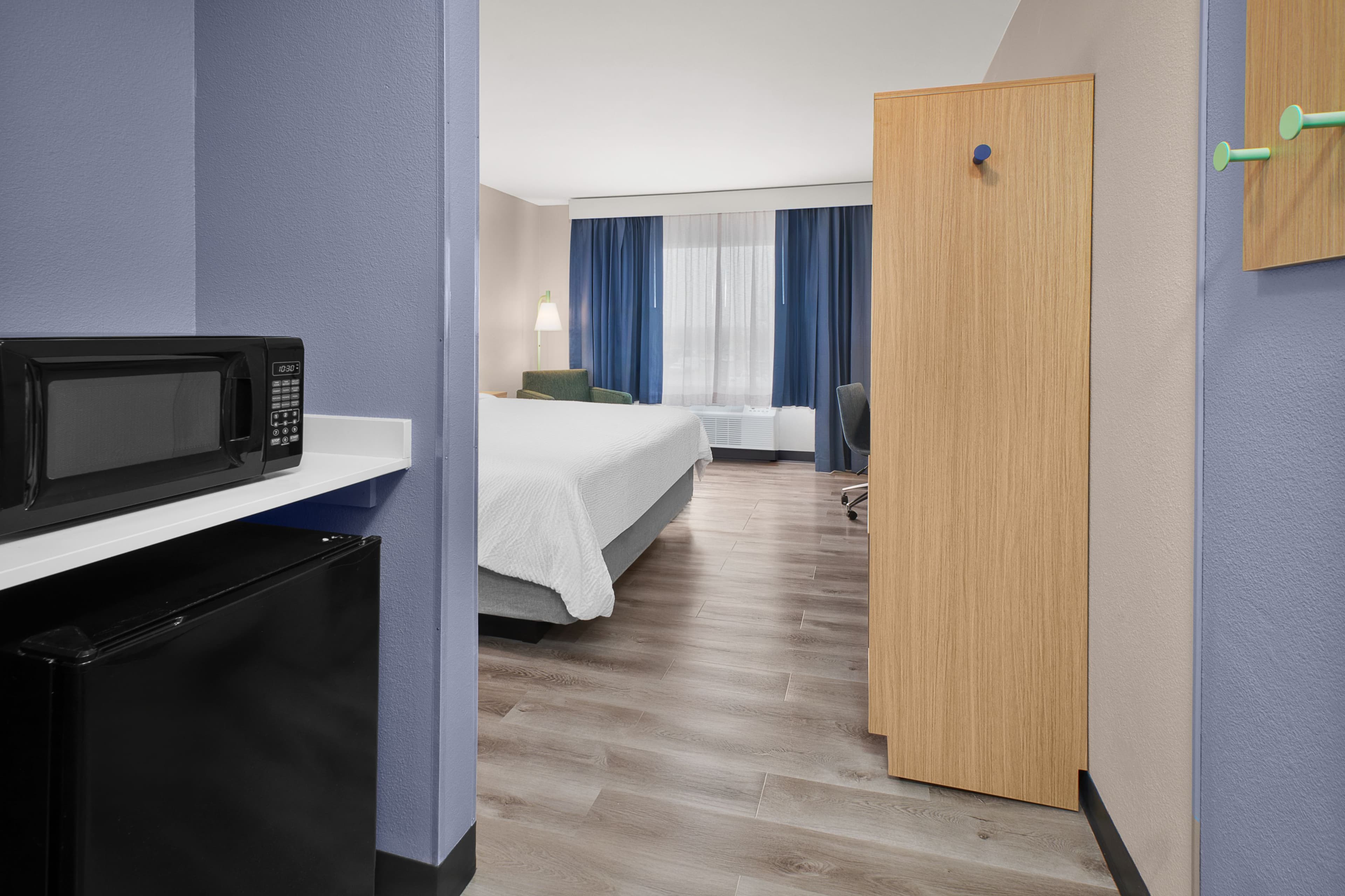 Garner Hotel Lincoln North — 10