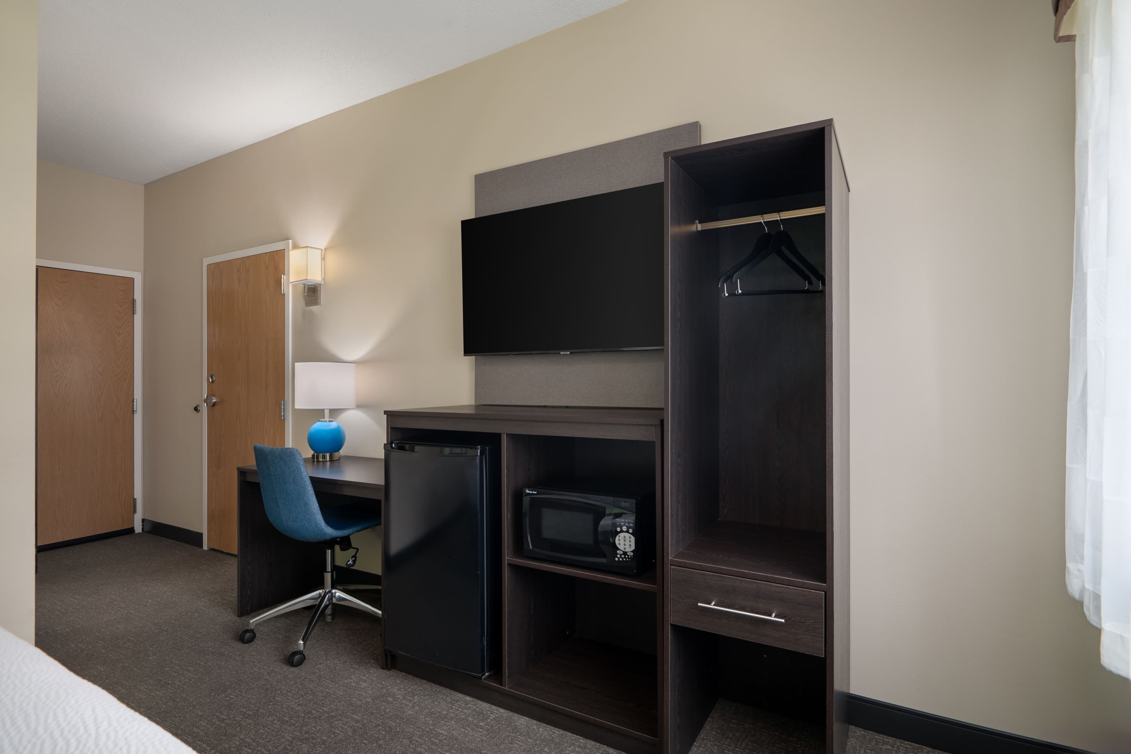 Standard Room - Image 7