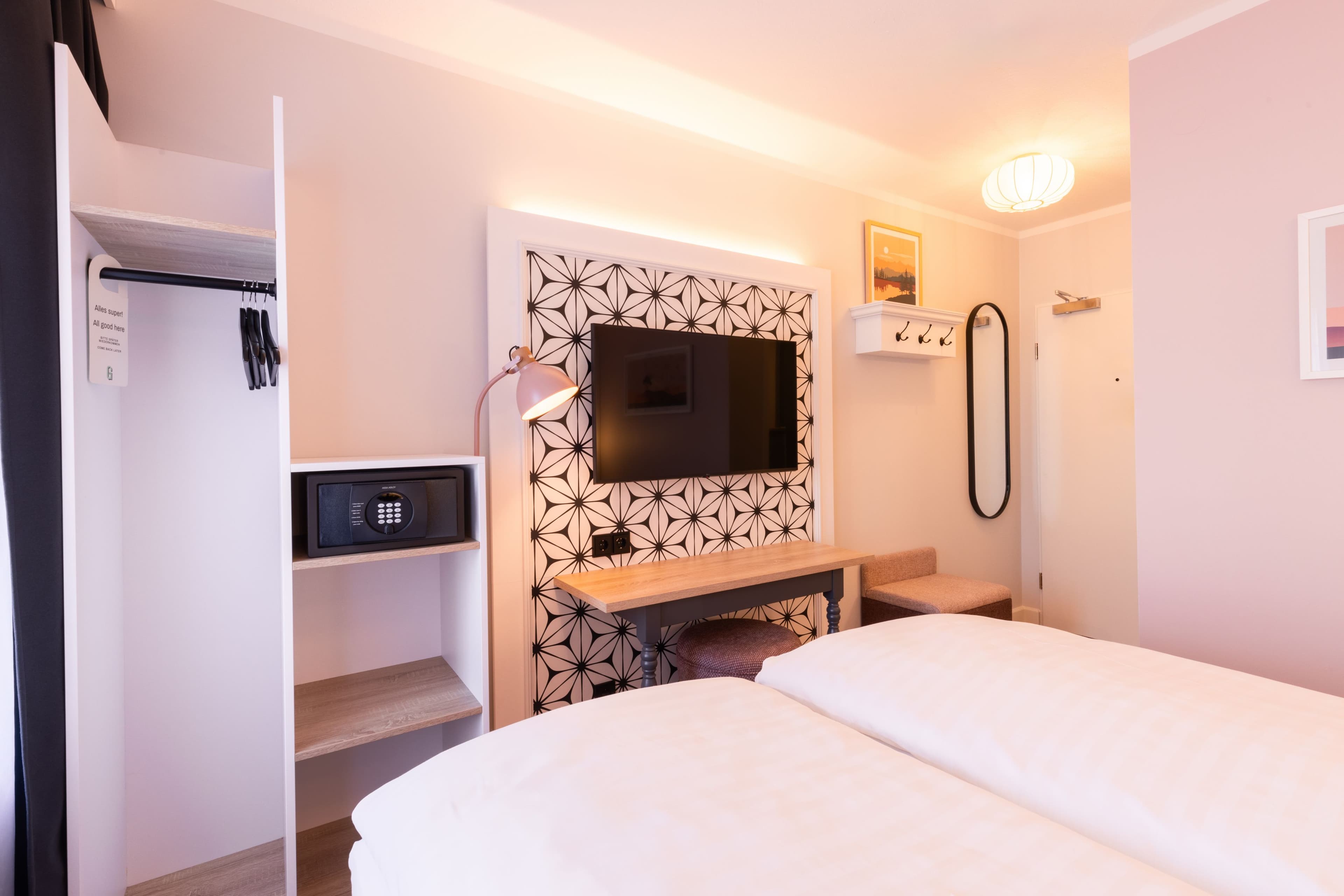 Standard Room - Image 5