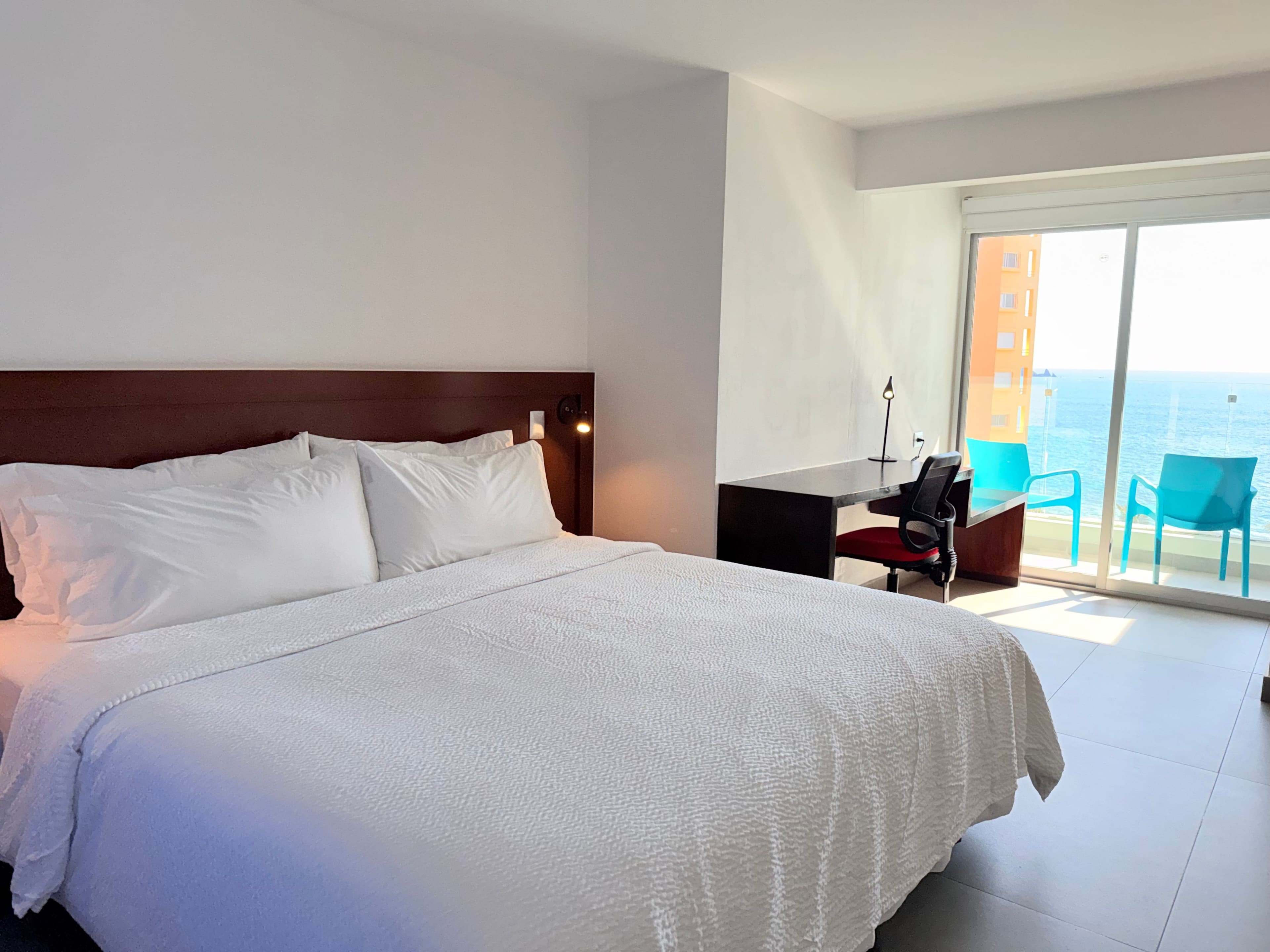 Garner Hotel Mazatlan Beach — 7