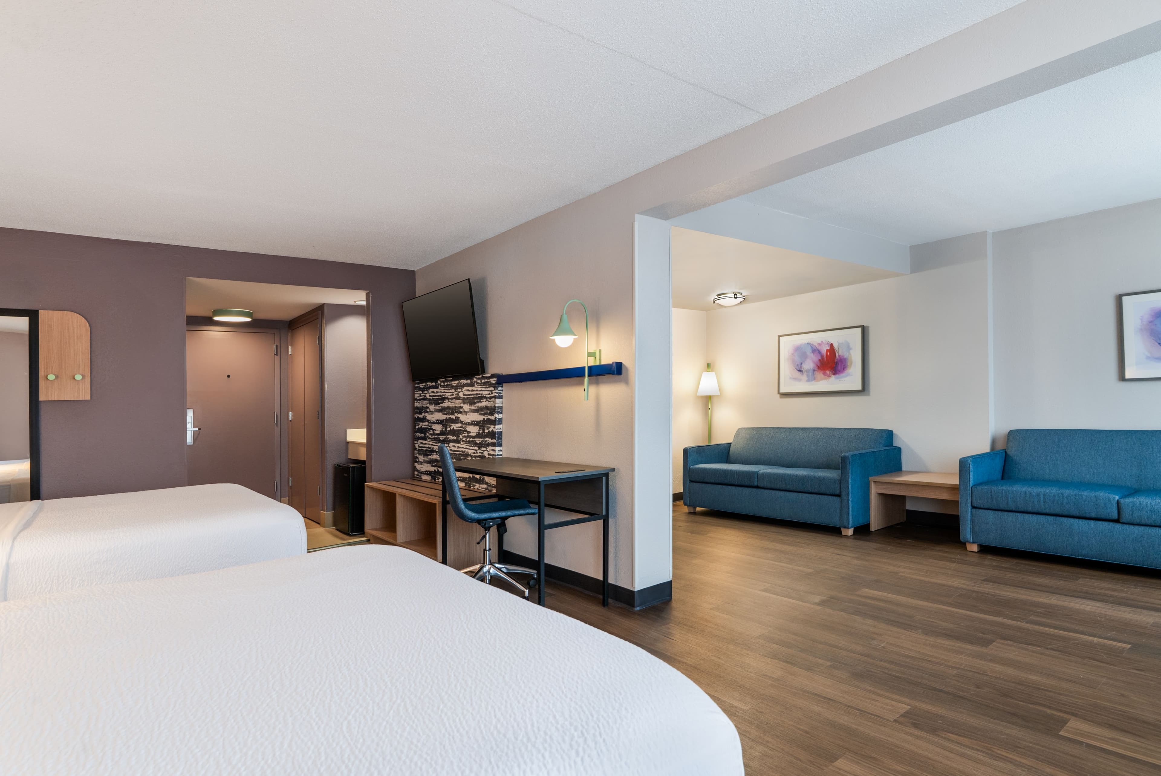Garner Hotel Murfreesboro West — 7