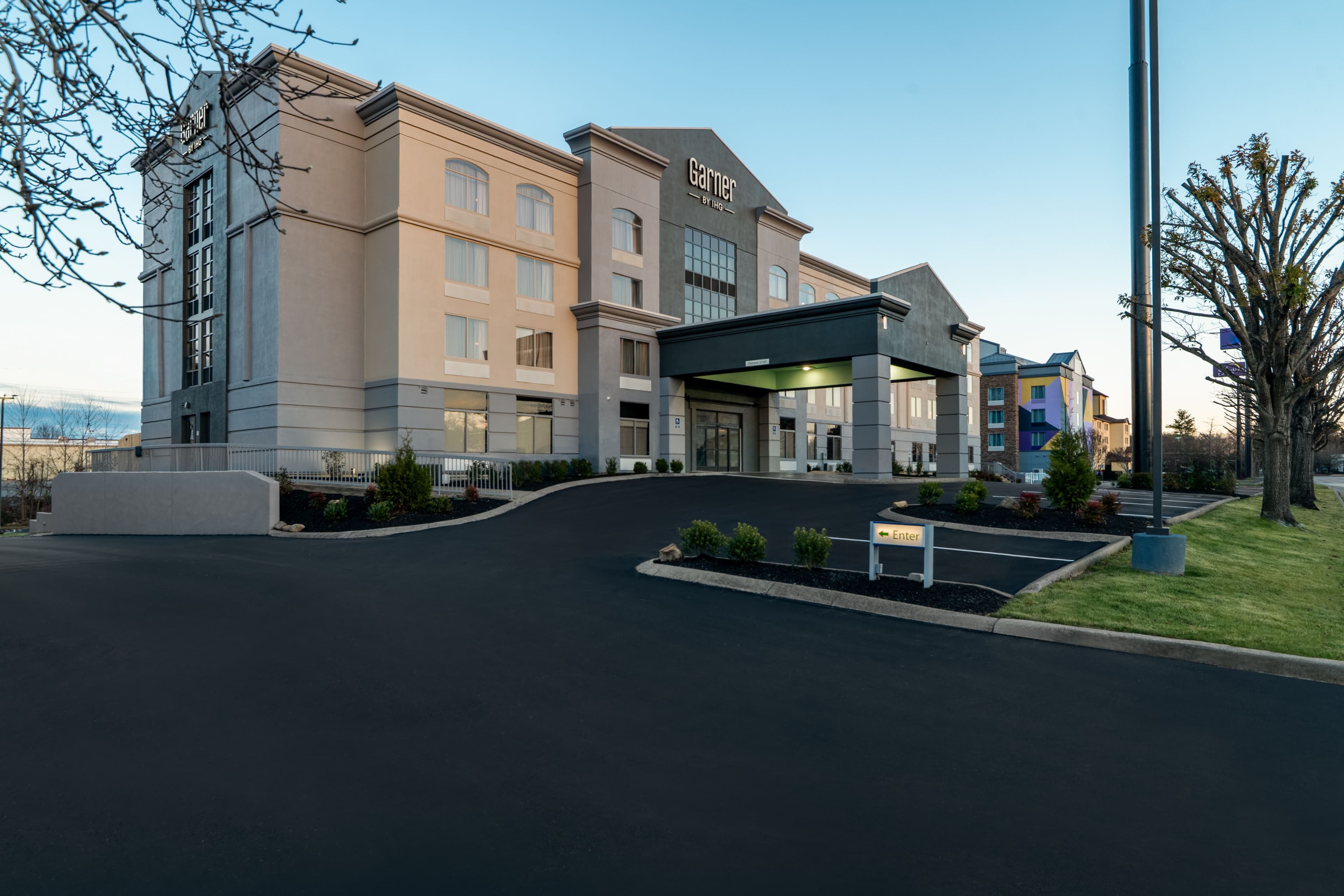 Garner Hotel Murfreesboro West - Image 1