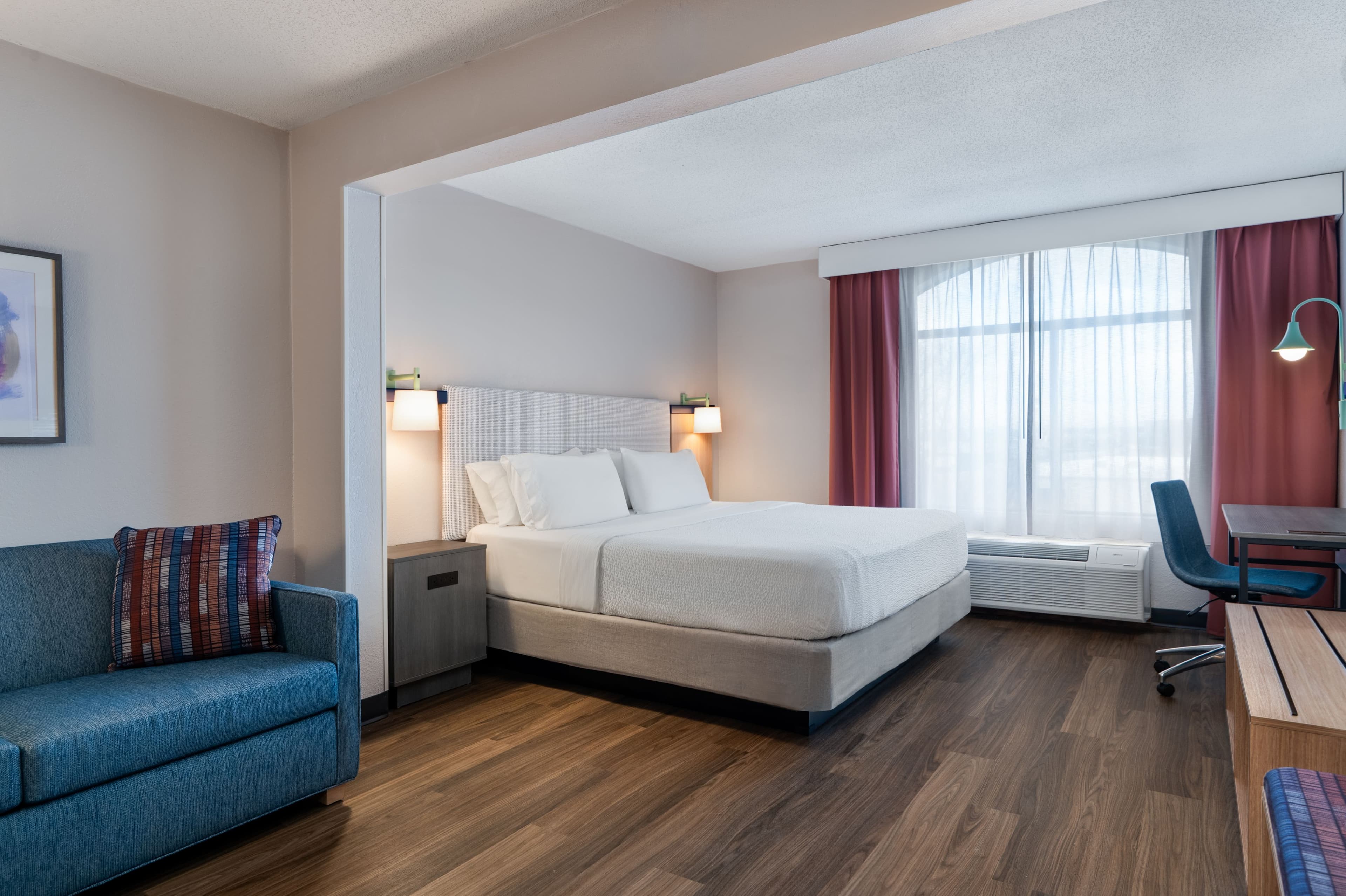 Garner Hotel Murfreesboro West - Image 2