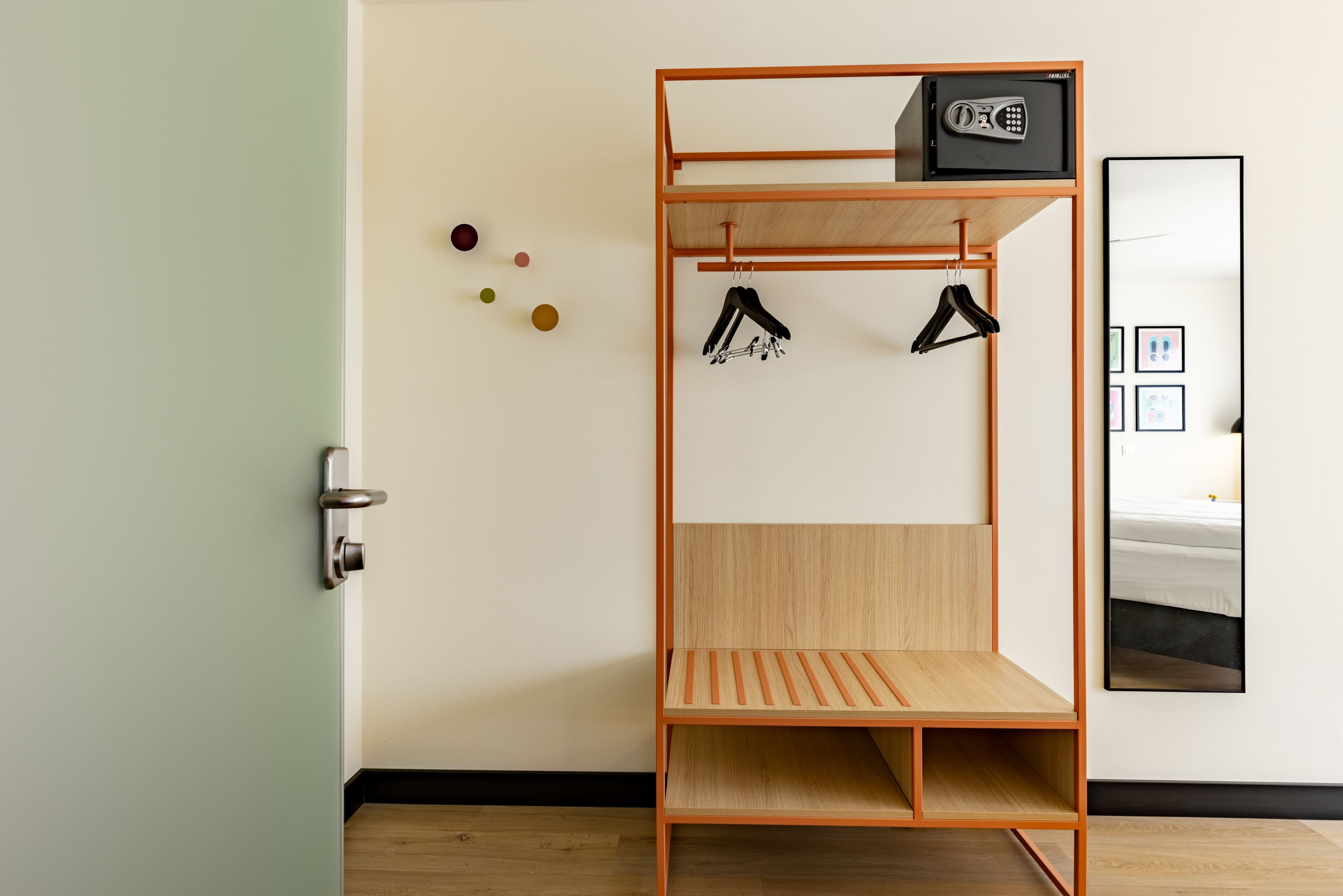 Standard Room - Image 8