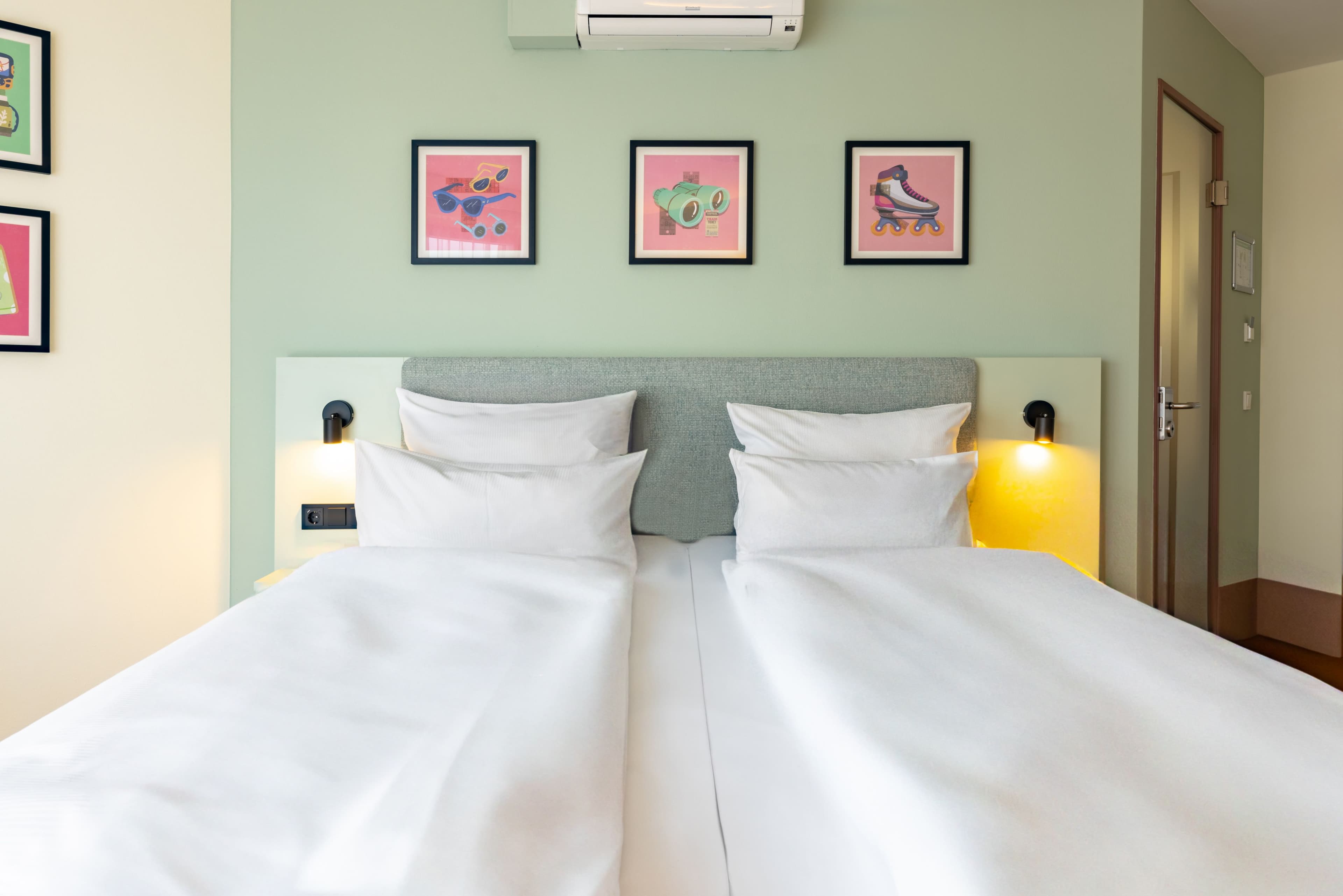 Standard Room - Image 14