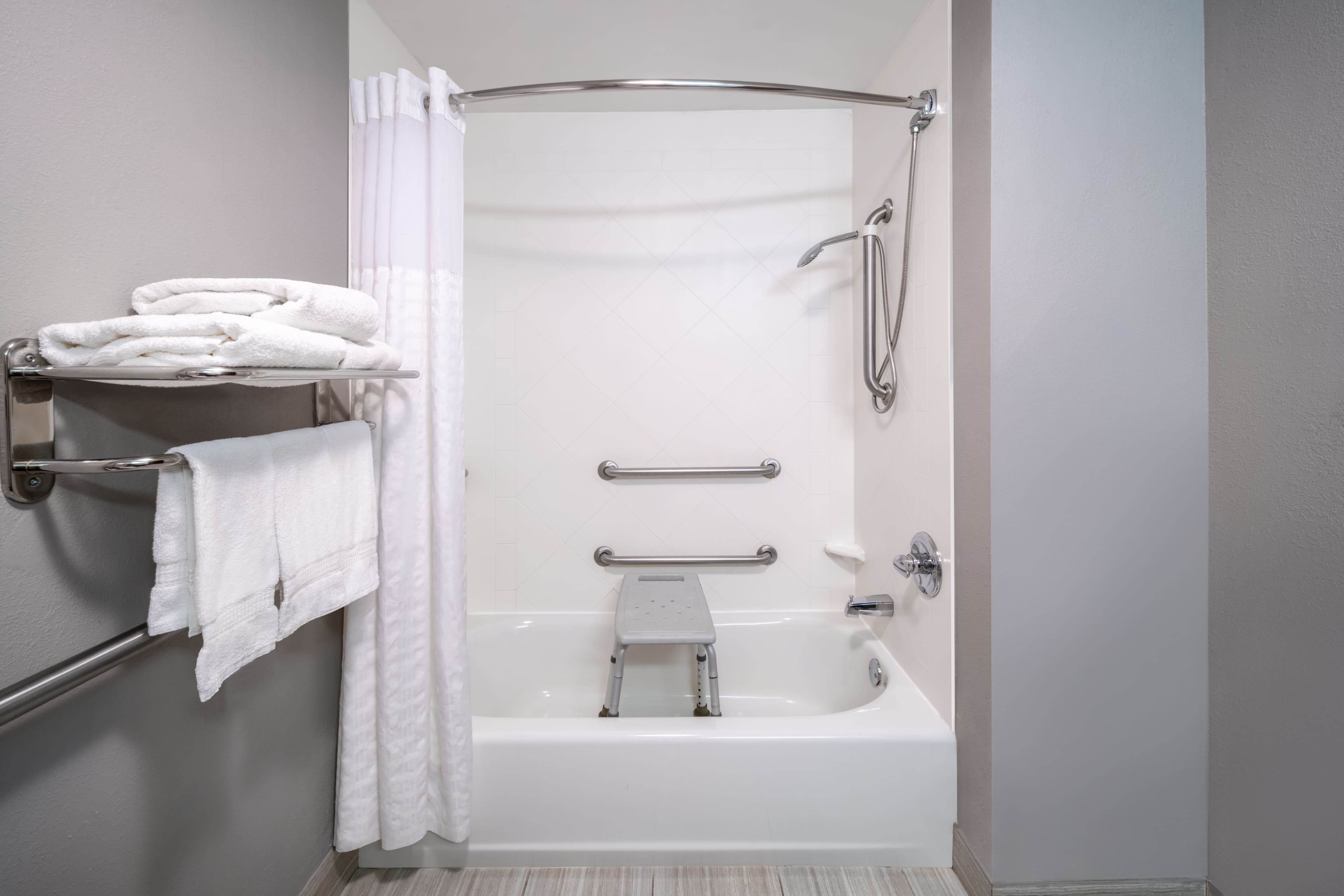 Garner Hotel Oklahoma City - Quail Springs — 35