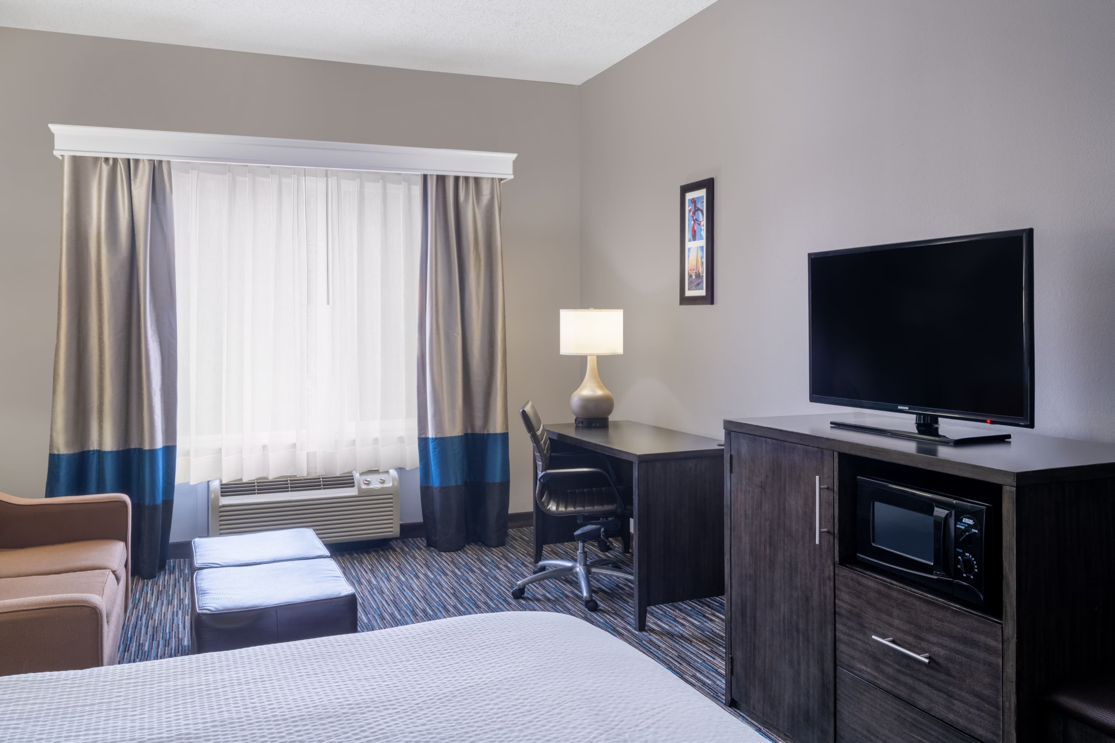 Garner Hotel Oklahoma City - Quail Springs - Image 2