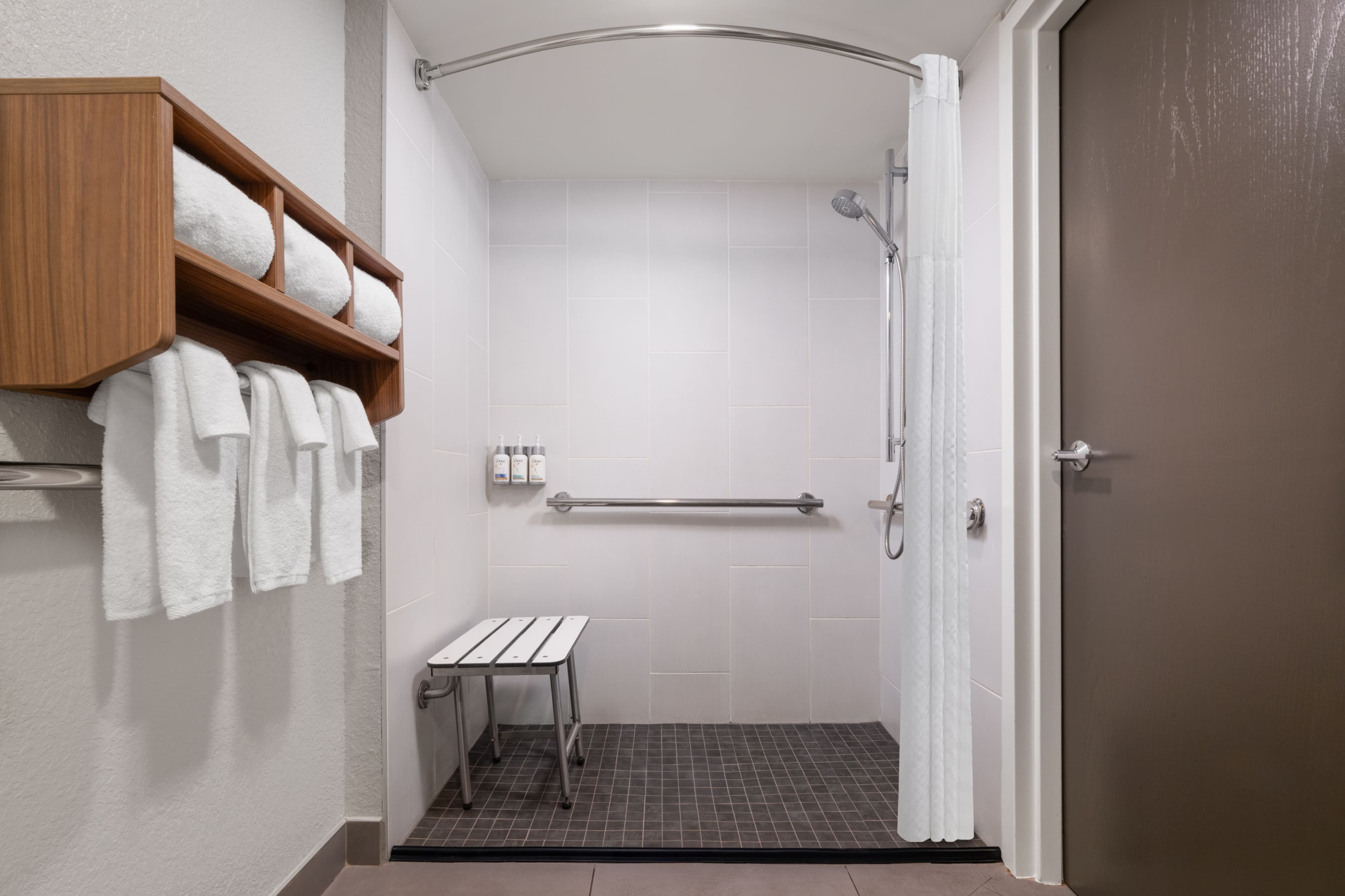 Garner Hotel Pigeon Forge Downtown — 7