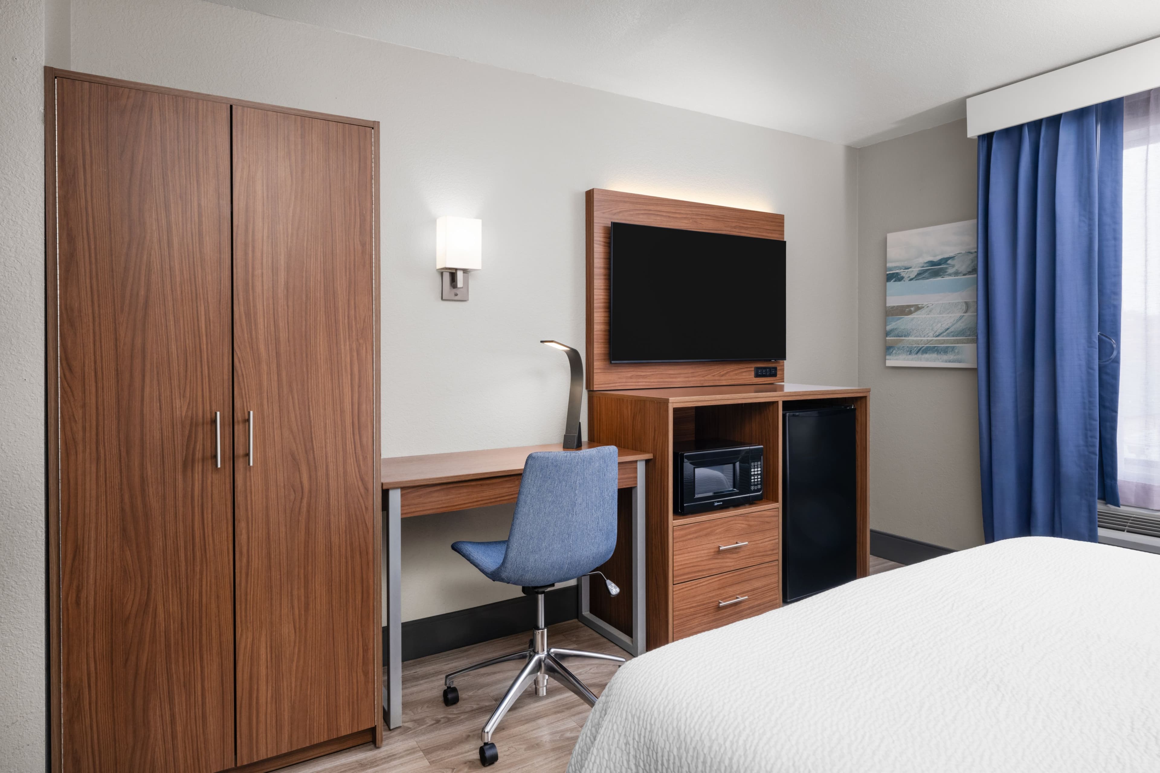 Garner Hotel Pigeon Forge Downtown — 9