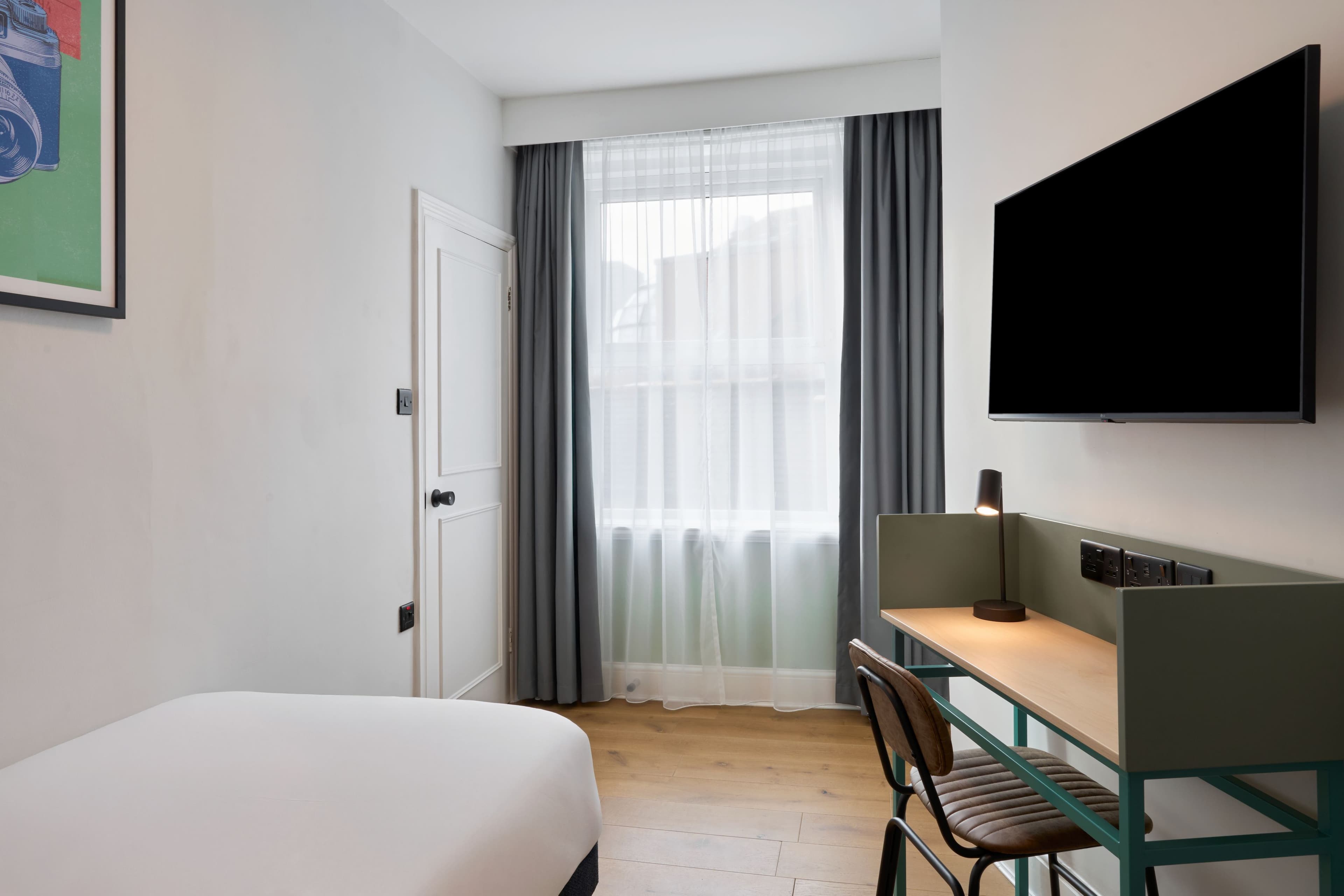 Garner Hotel Reading City Centre — 19