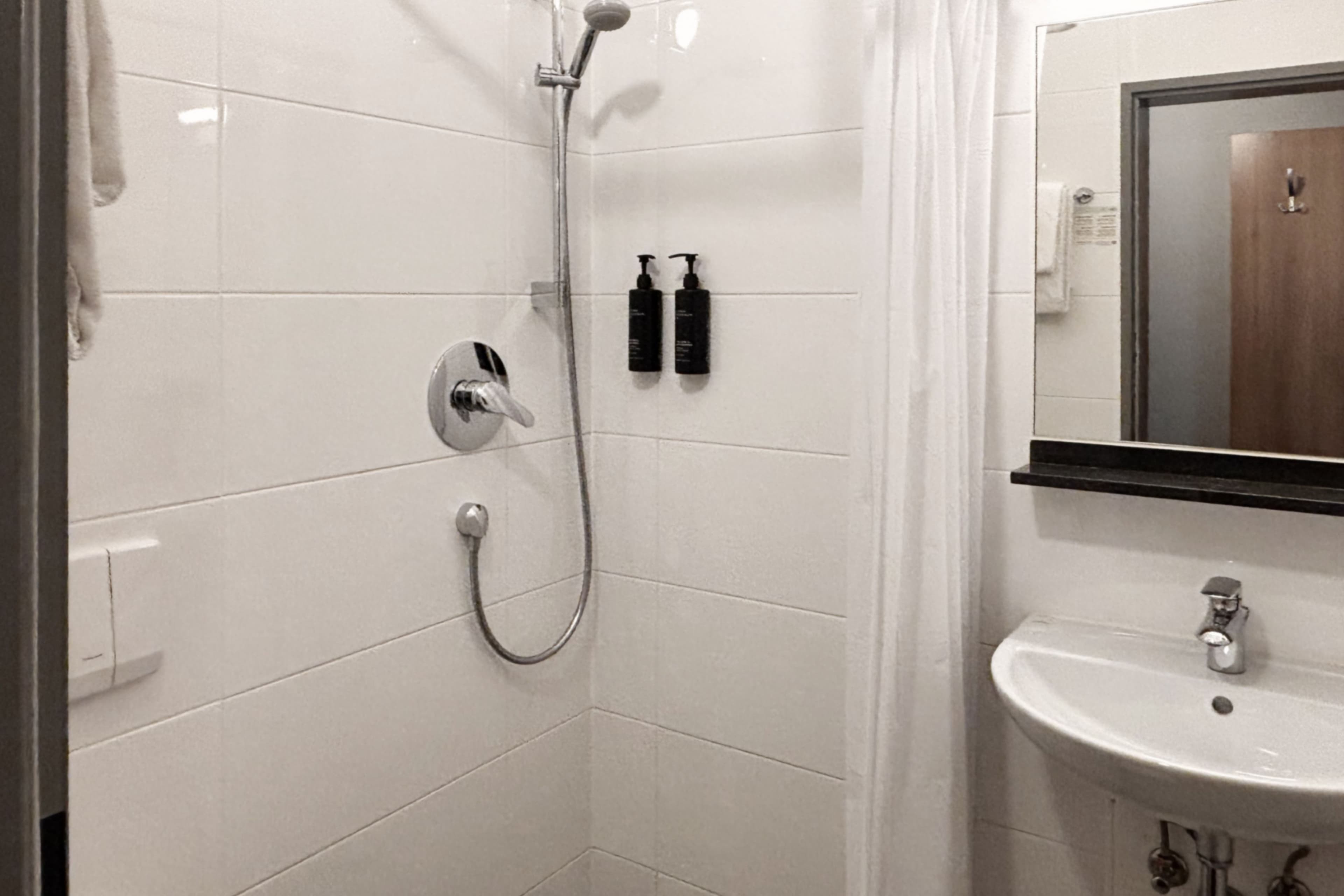 Garner Hotel Stuttgart - Zuffenhausen — 34