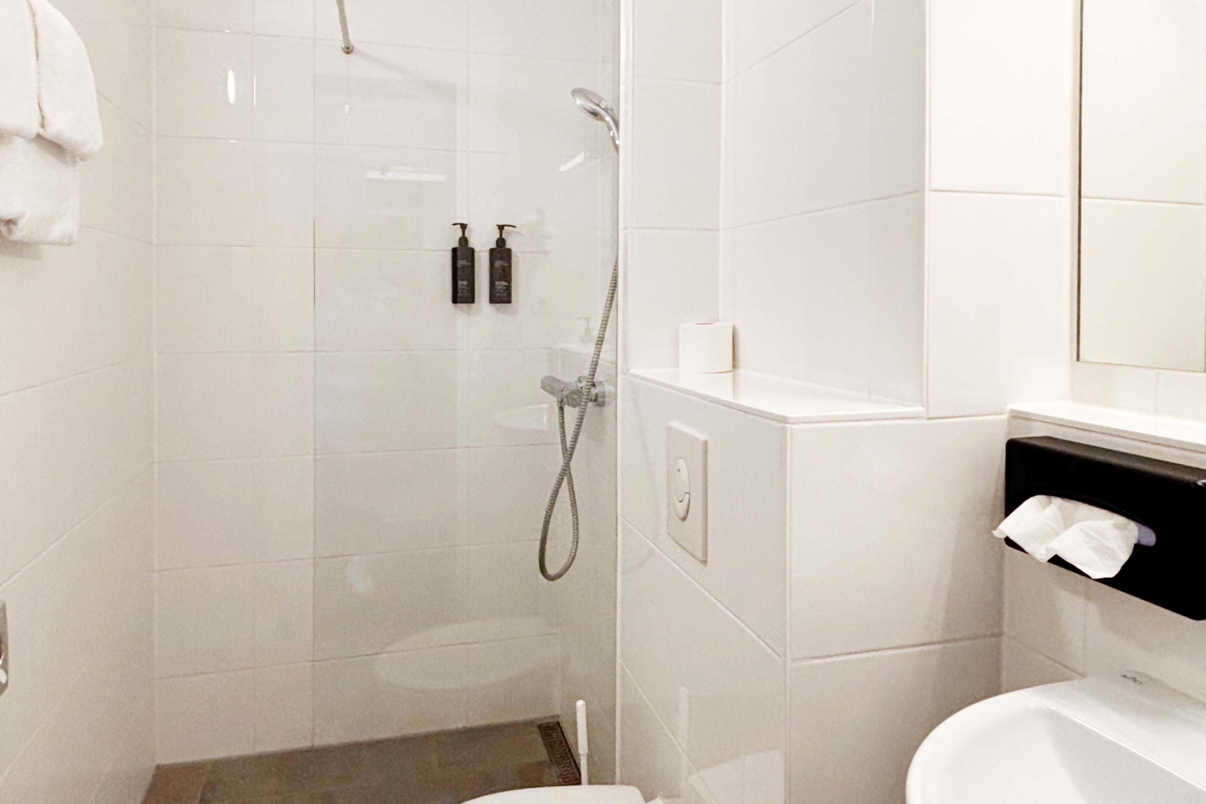 Garner Hotel Stuttgart - Zuffenhausen — 61
