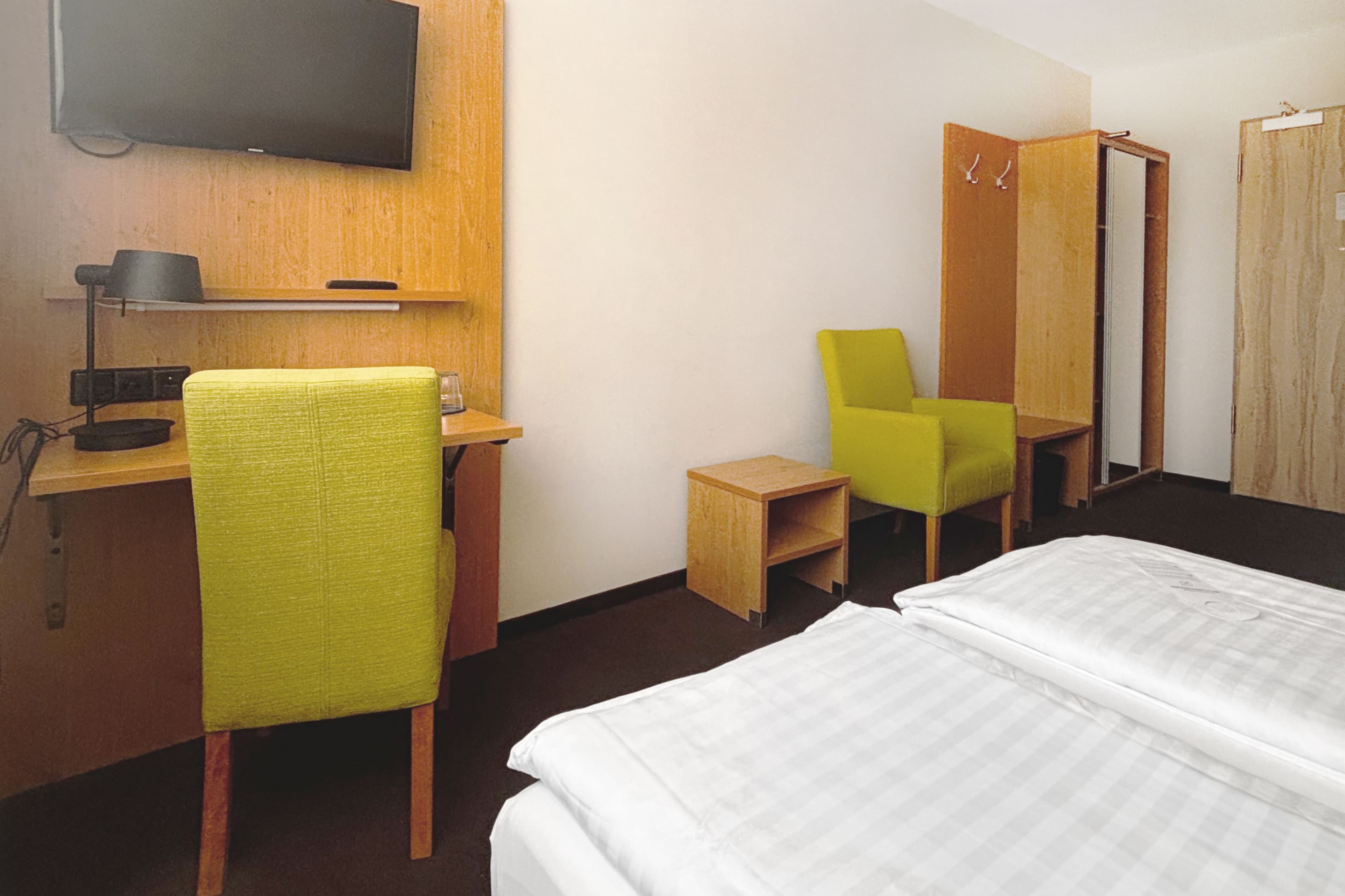 Standard Room - Image 24