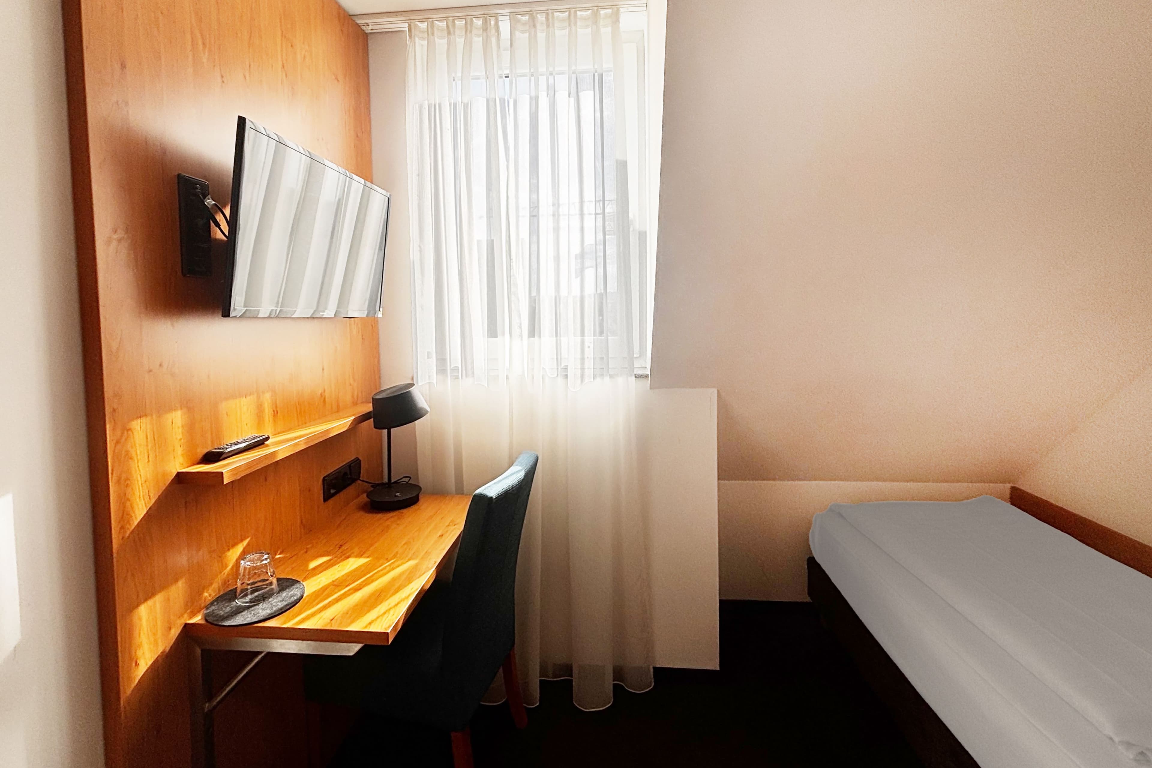 Garner Hotel Stuttgart - Zuffenhausen — 46