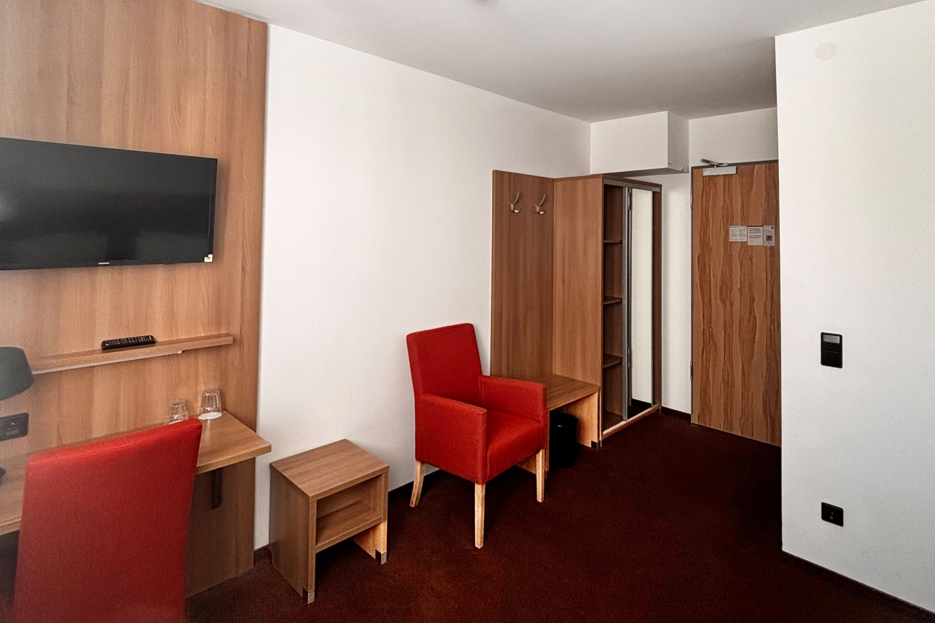 Standard Room - Image 22