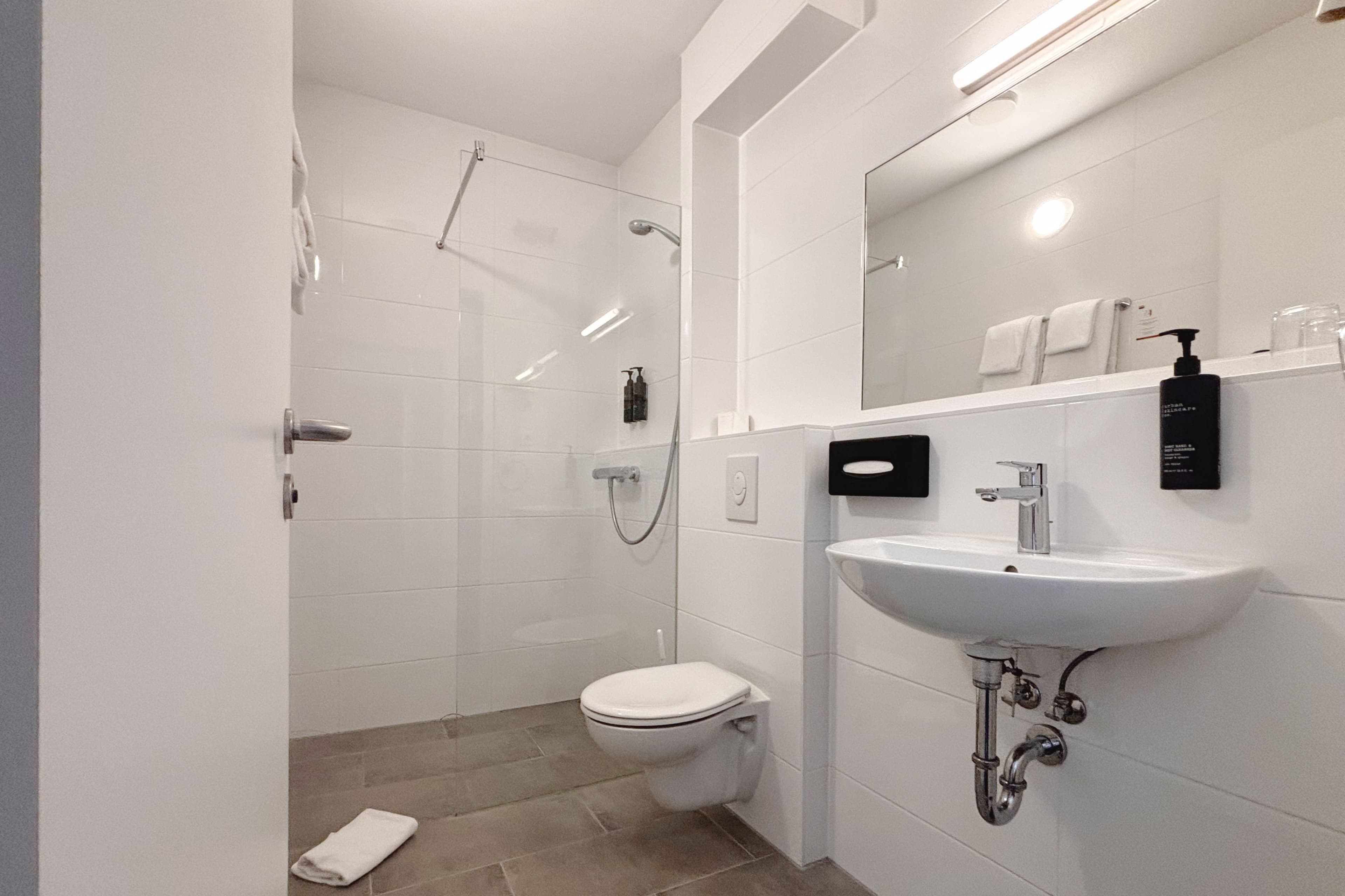 Garner Hotel Stuttgart - Zuffenhausen — 80