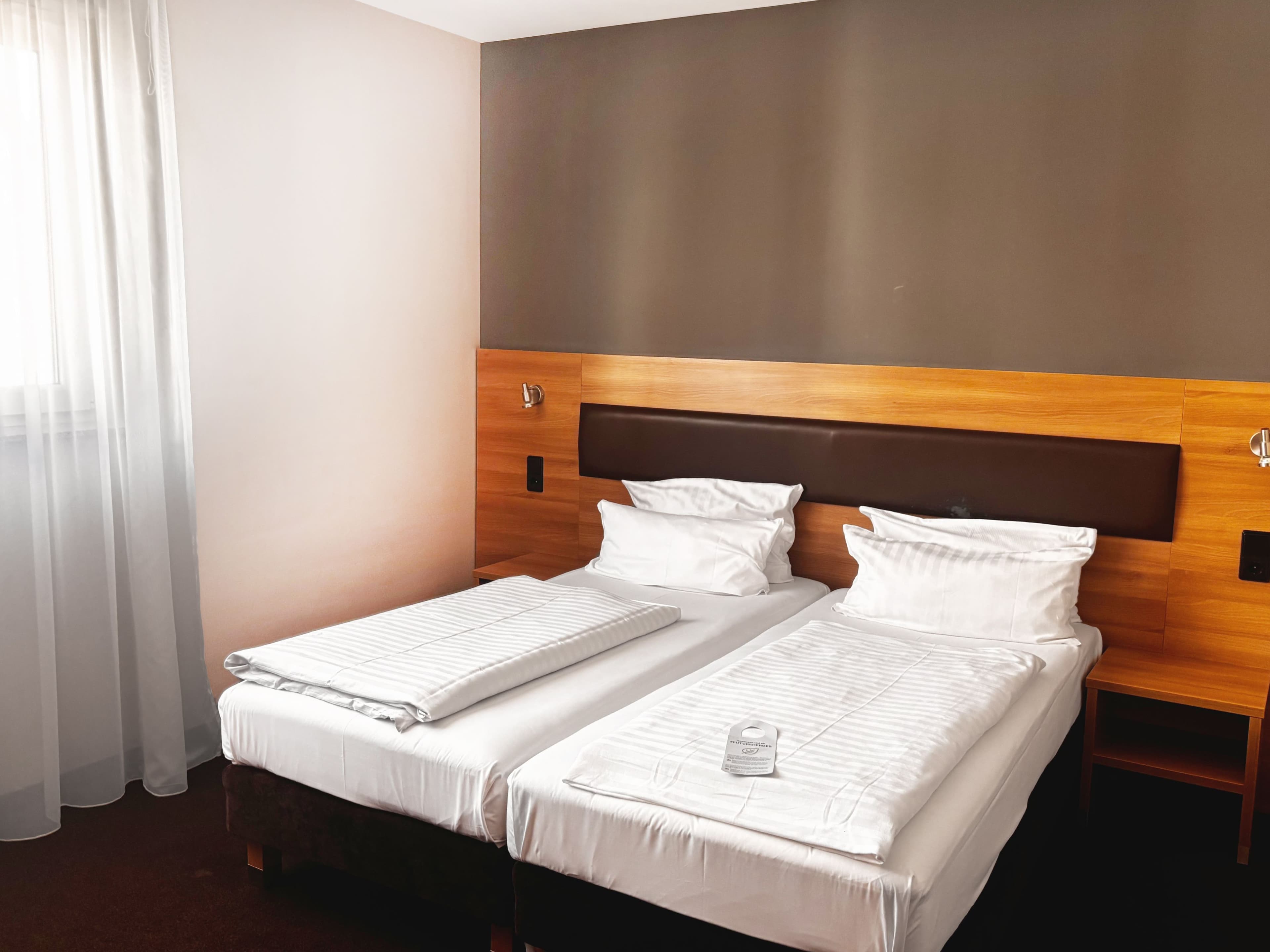 Standard Room - Image 27