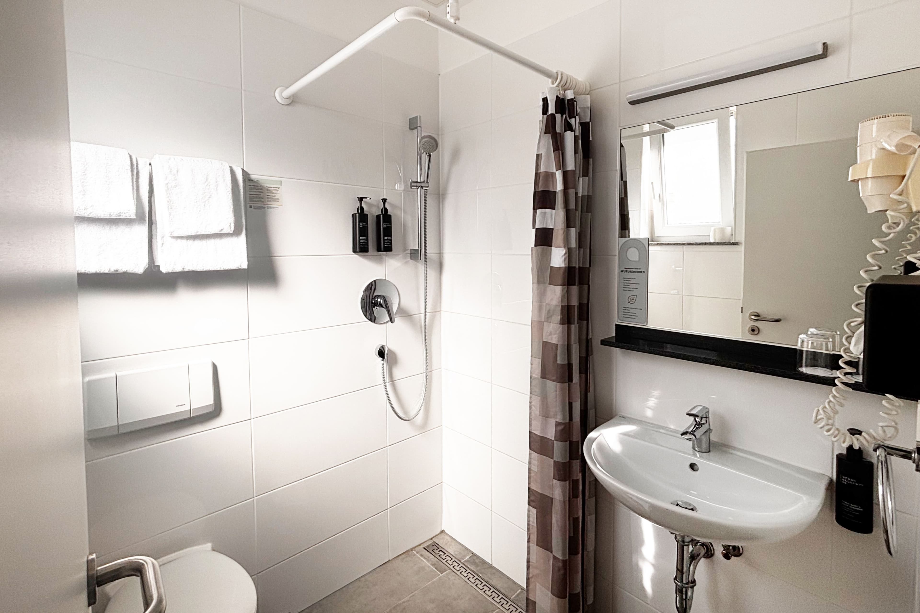 Garner Hotel Stuttgart - Zuffenhausen — 81
