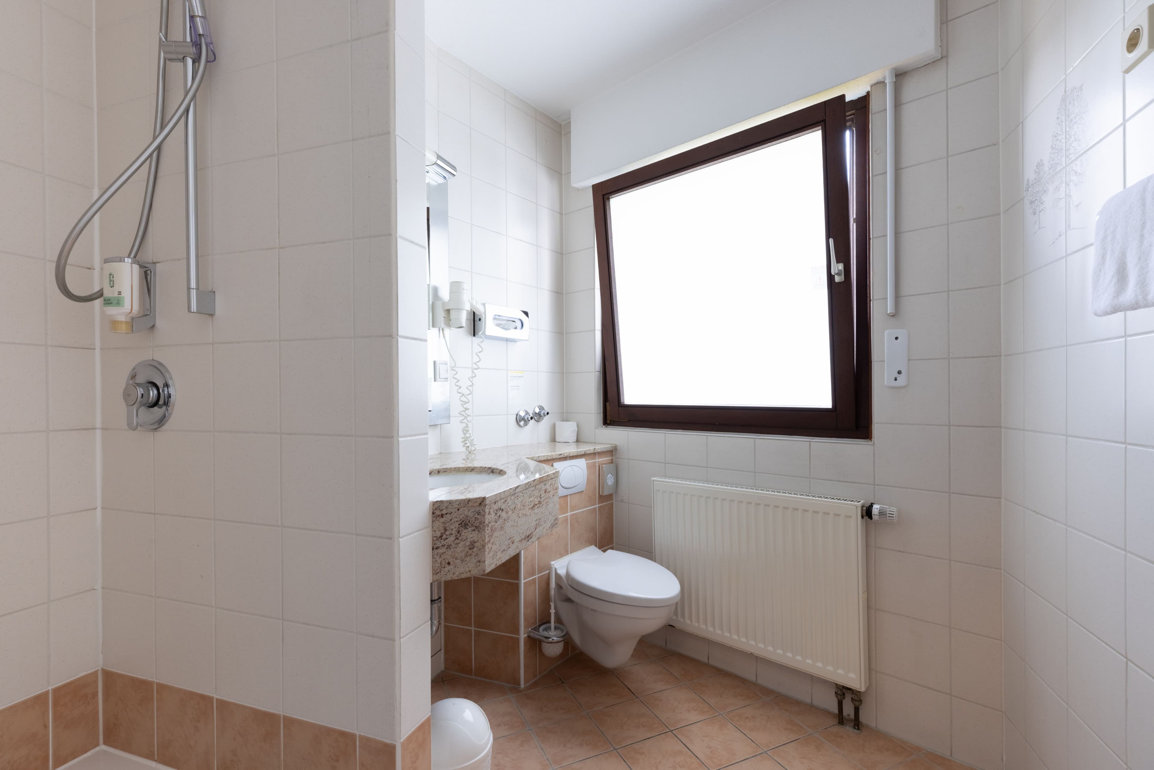 Standard Room - Image 18